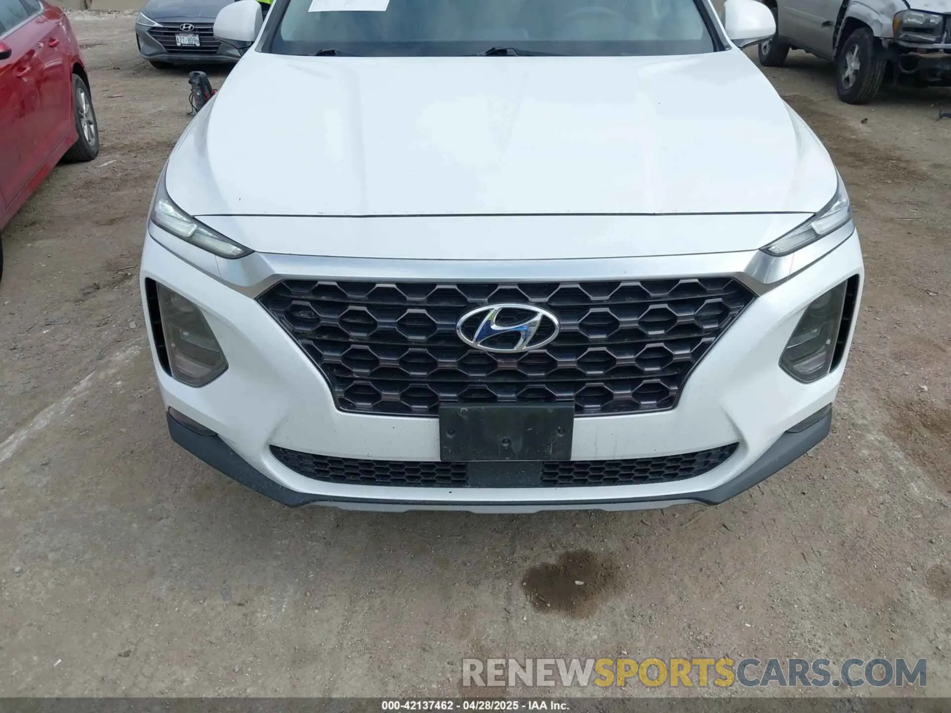 12 Photograph of a damaged car 5NMS33AD9LH154617 HYUNDAI SANTA FE 2020