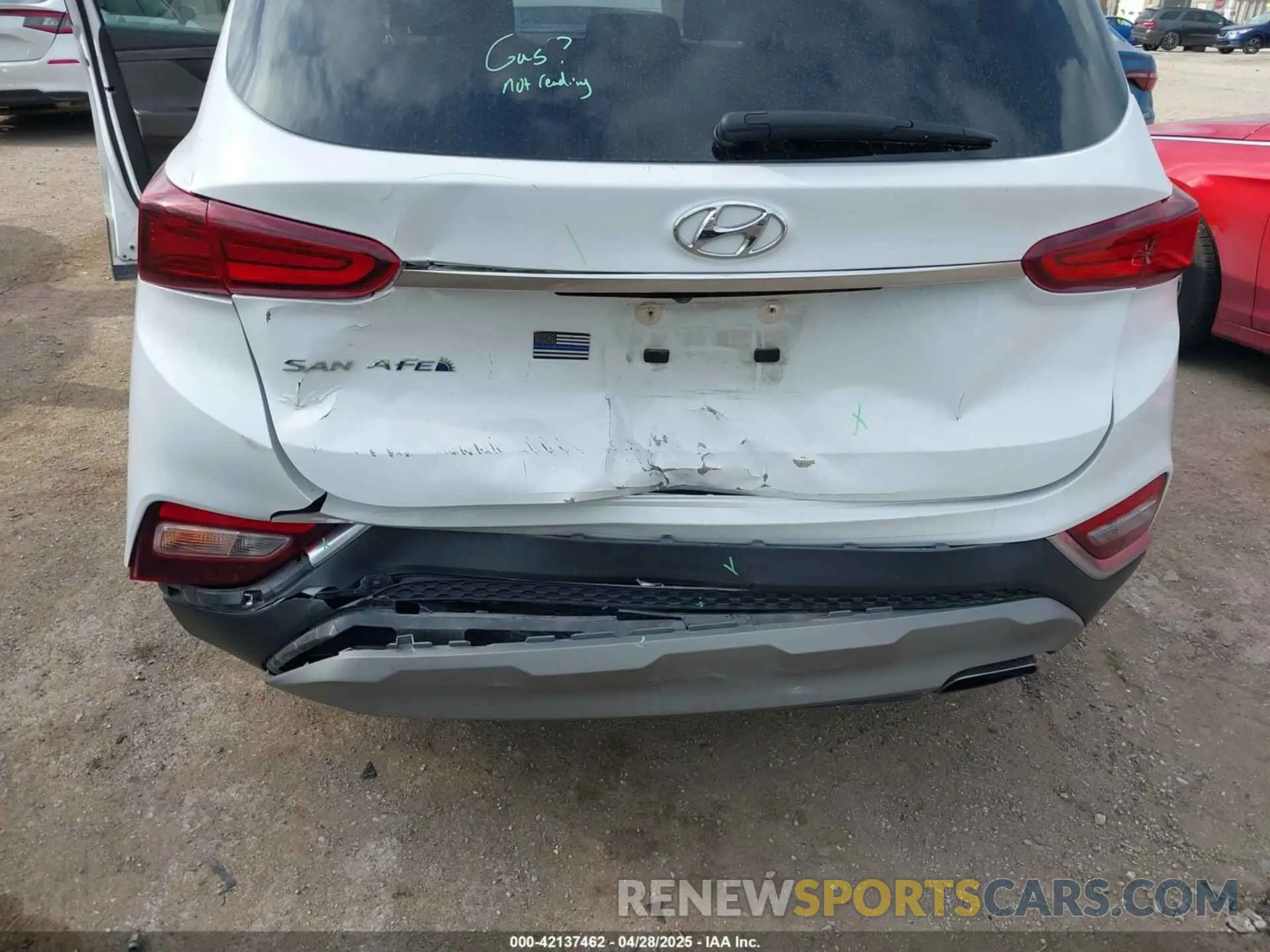 6 Photograph of a damaged car 5NMS33AD9LH154617 HYUNDAI SANTA FE 2020