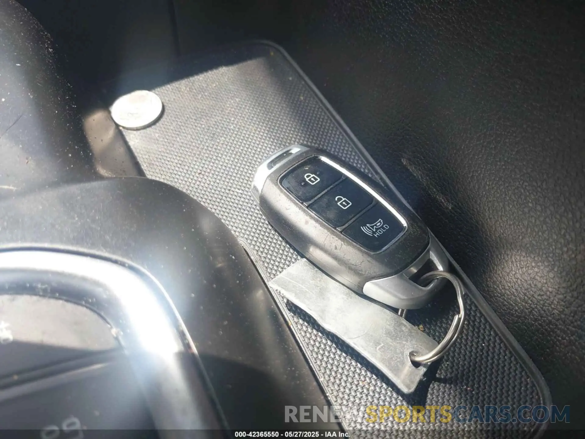 11 Photograph of a damaged car 5NMS33ADXLH148552 HYUNDAI SANTA FE 2020