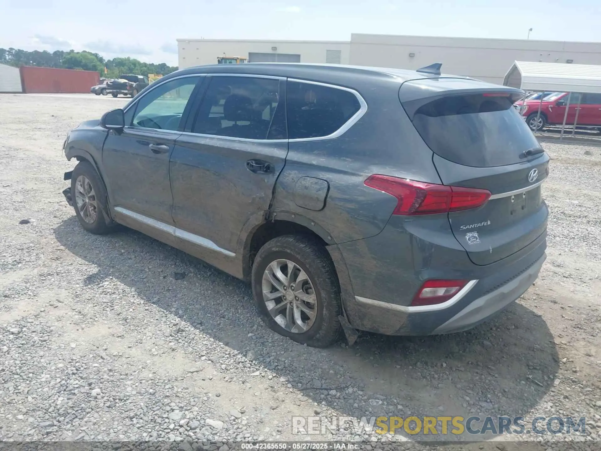 3 Photograph of a damaged car 5NMS33ADXLH148552 HYUNDAI SANTA FE 2020