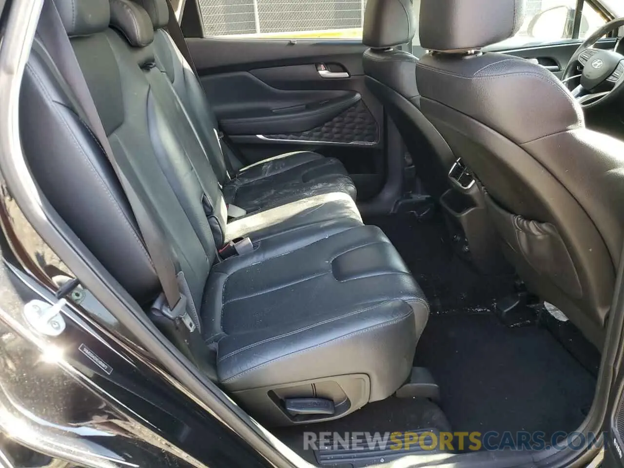 11 Photograph of a damaged car 5NMS33ADXLH203873 HYUNDAI SANTA FE 2020