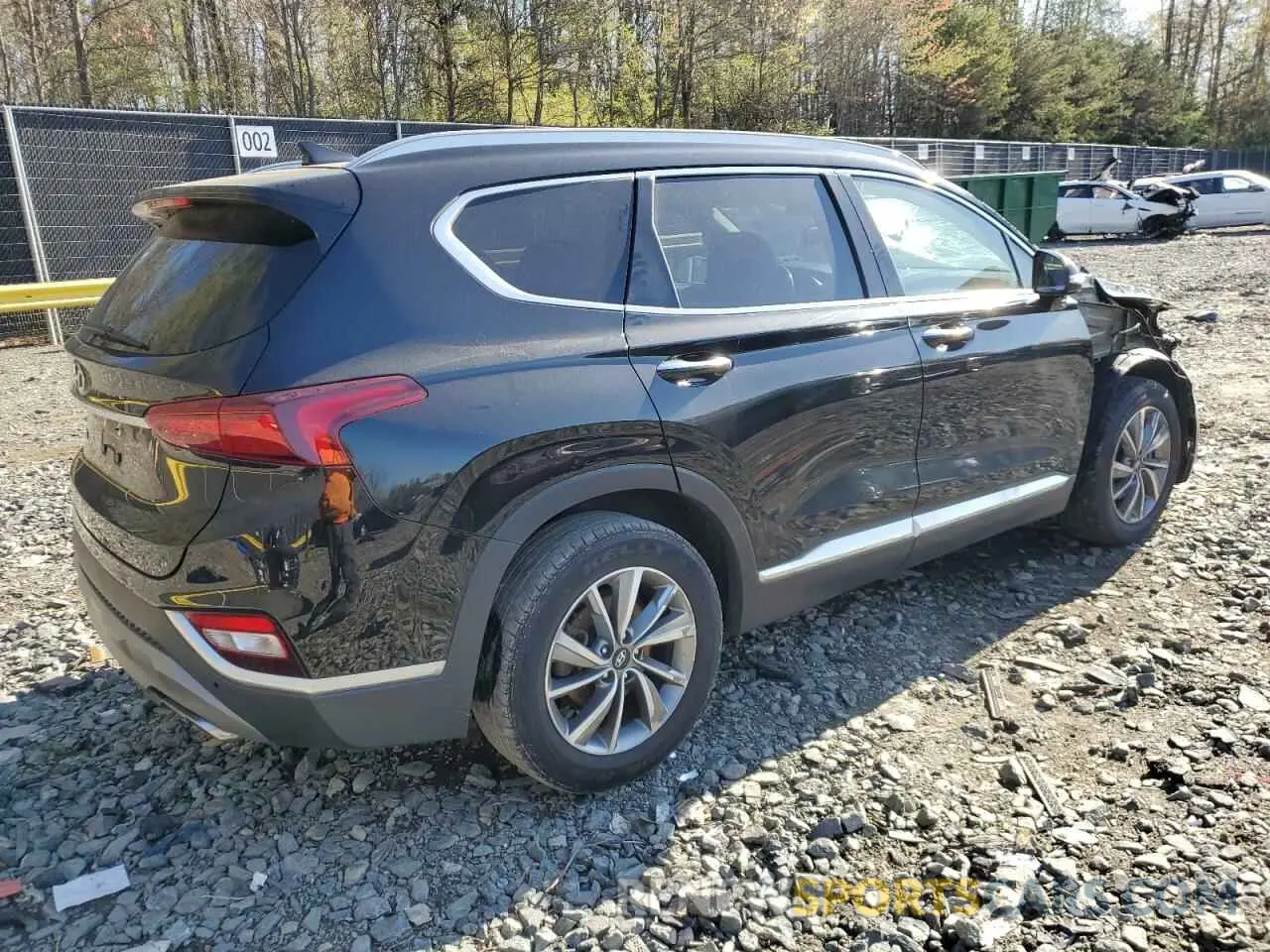 3 Photograph of a damaged car 5NMS33ADXLH203873 HYUNDAI SANTA FE 2020