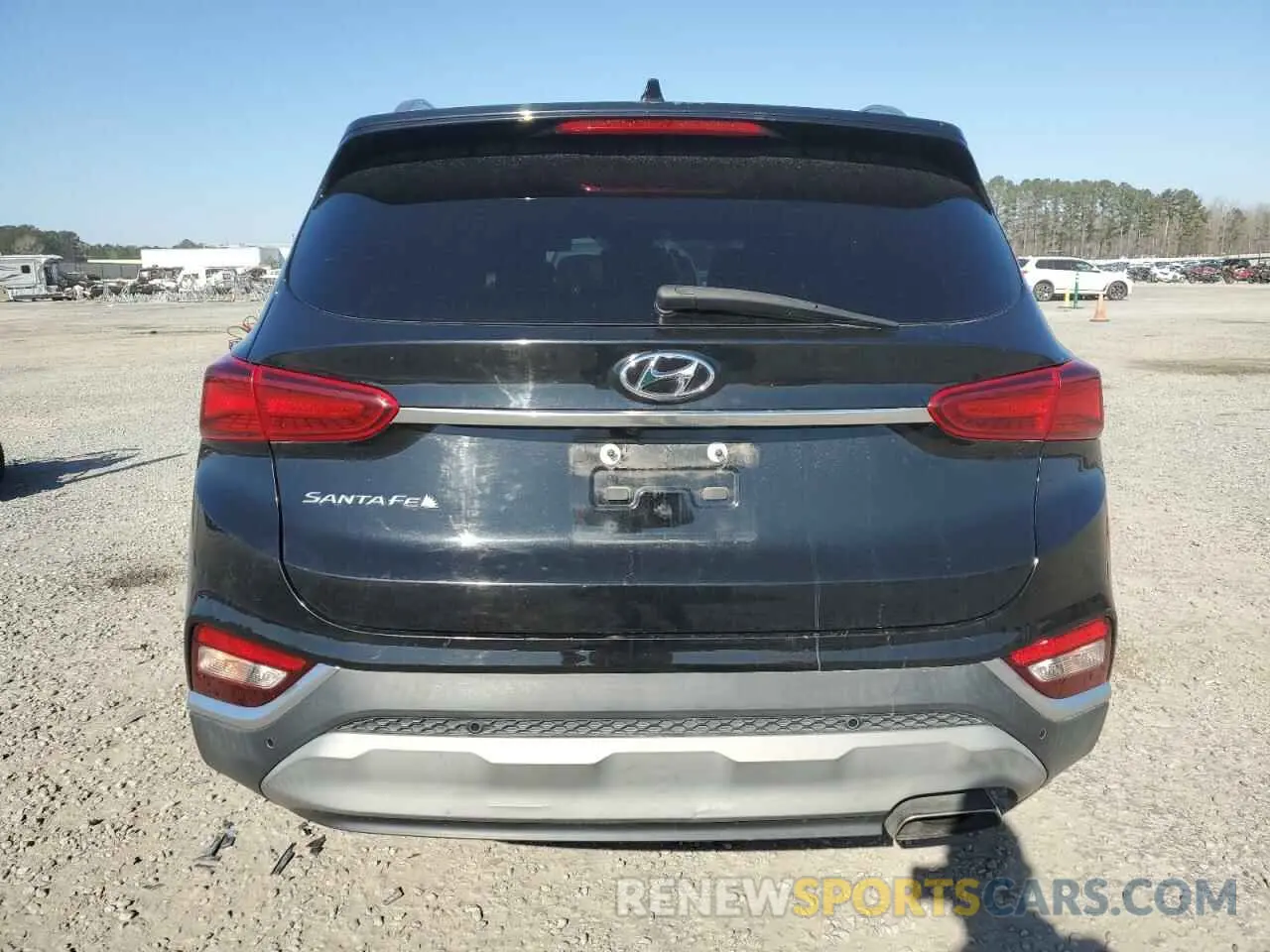6 Photograph of a damaged car 5NMS33ADXLH301804 HYUNDAI SANTA FE 2020
