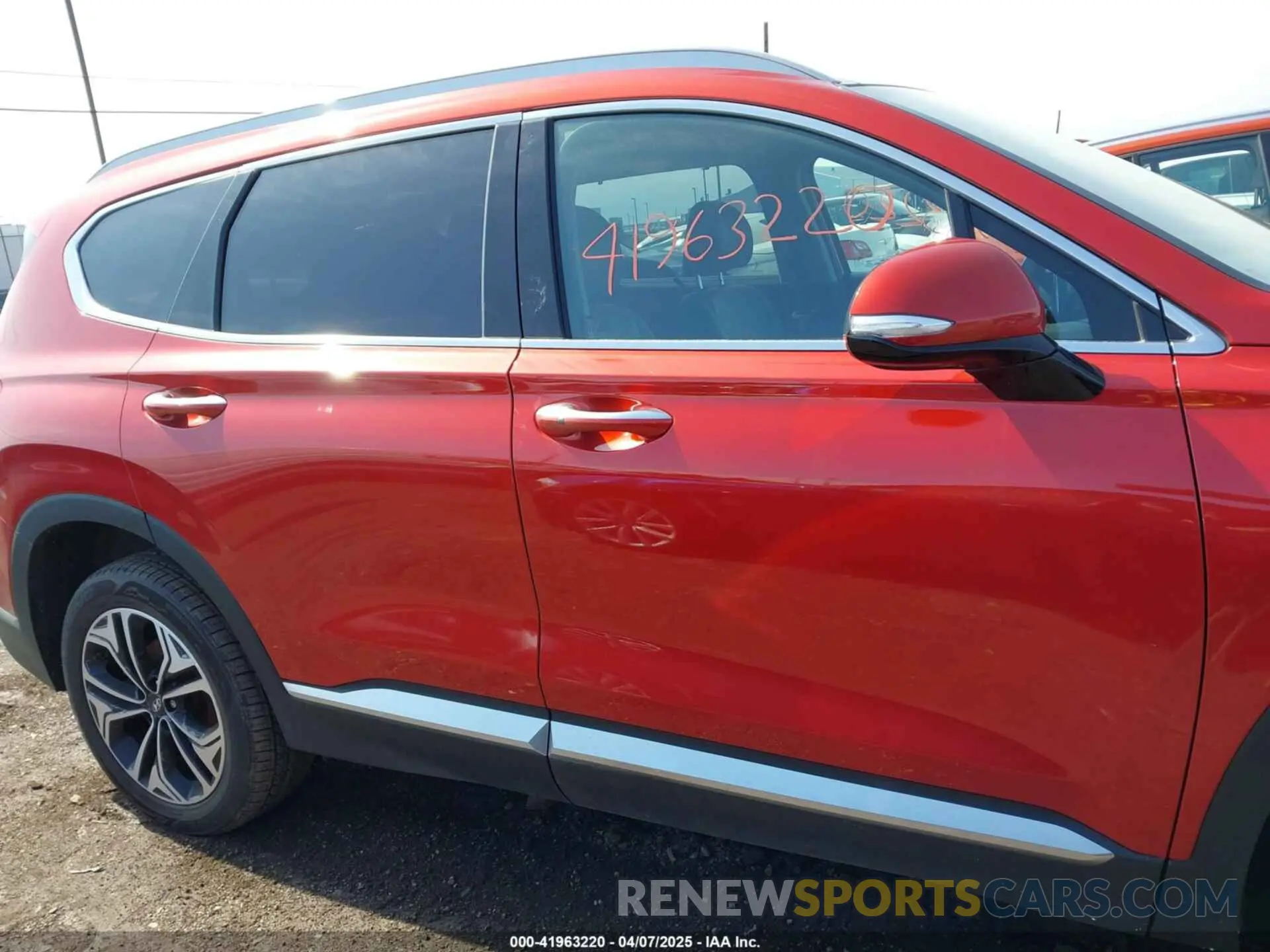 13 Photograph of a damaged car 5NMS3CAA3LH164386 HYUNDAI SANTA FE 2020