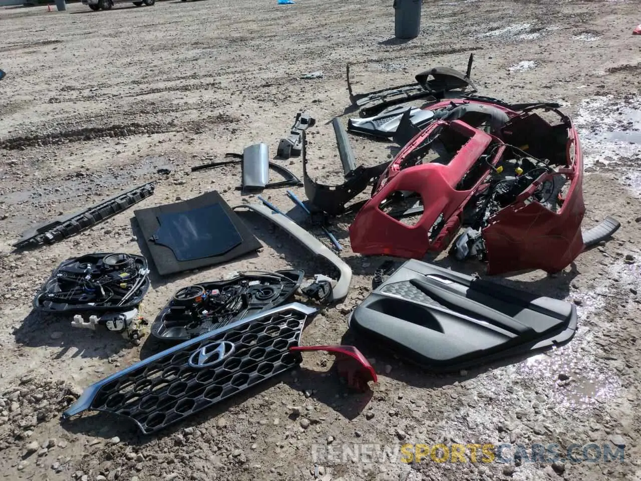 13 Photograph of a damaged car 5NMS3CAA4LH263542 HYUNDAI SANTA FE 2020