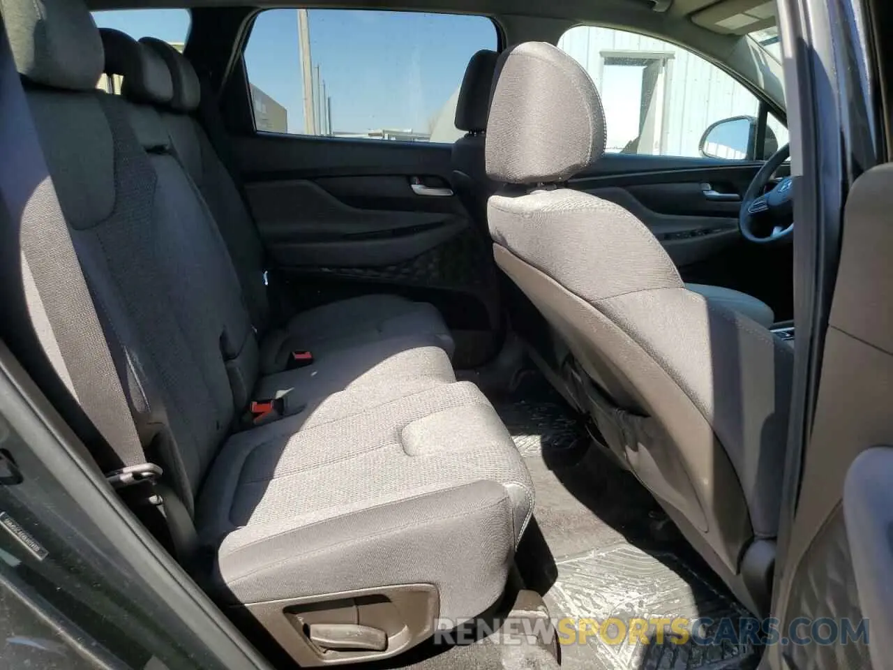 11 Photograph of a damaged car 5NMS3CAD0LH224120 HYUNDAI SANTA FE 2020