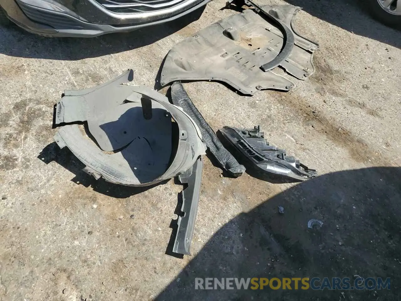 13 Photograph of a damaged car 5NMS3CAD2LH180248 HYUNDAI SANTA FE 2020