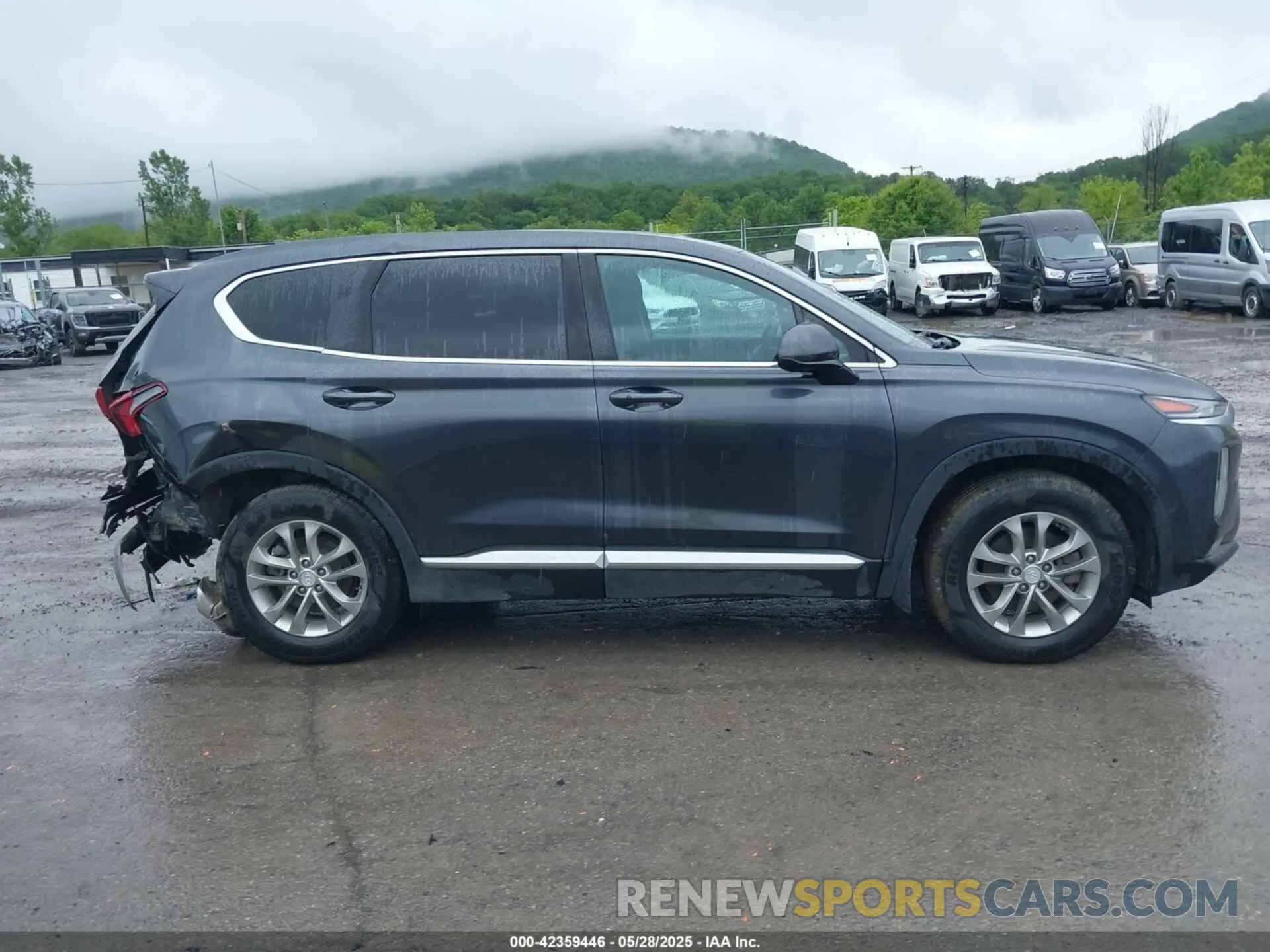 13 Photograph of a damaged car 5NMS3CAD4LH212486 HYUNDAI SANTA FE 2020