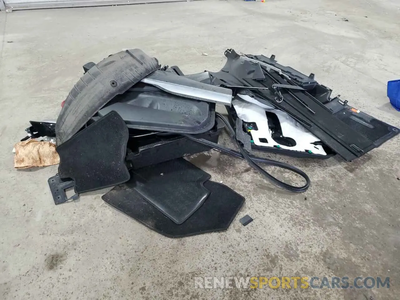 13 Photograph of a damaged car 5NMS3CAD4LH282151 HYUNDAI SANTA FE 2020
