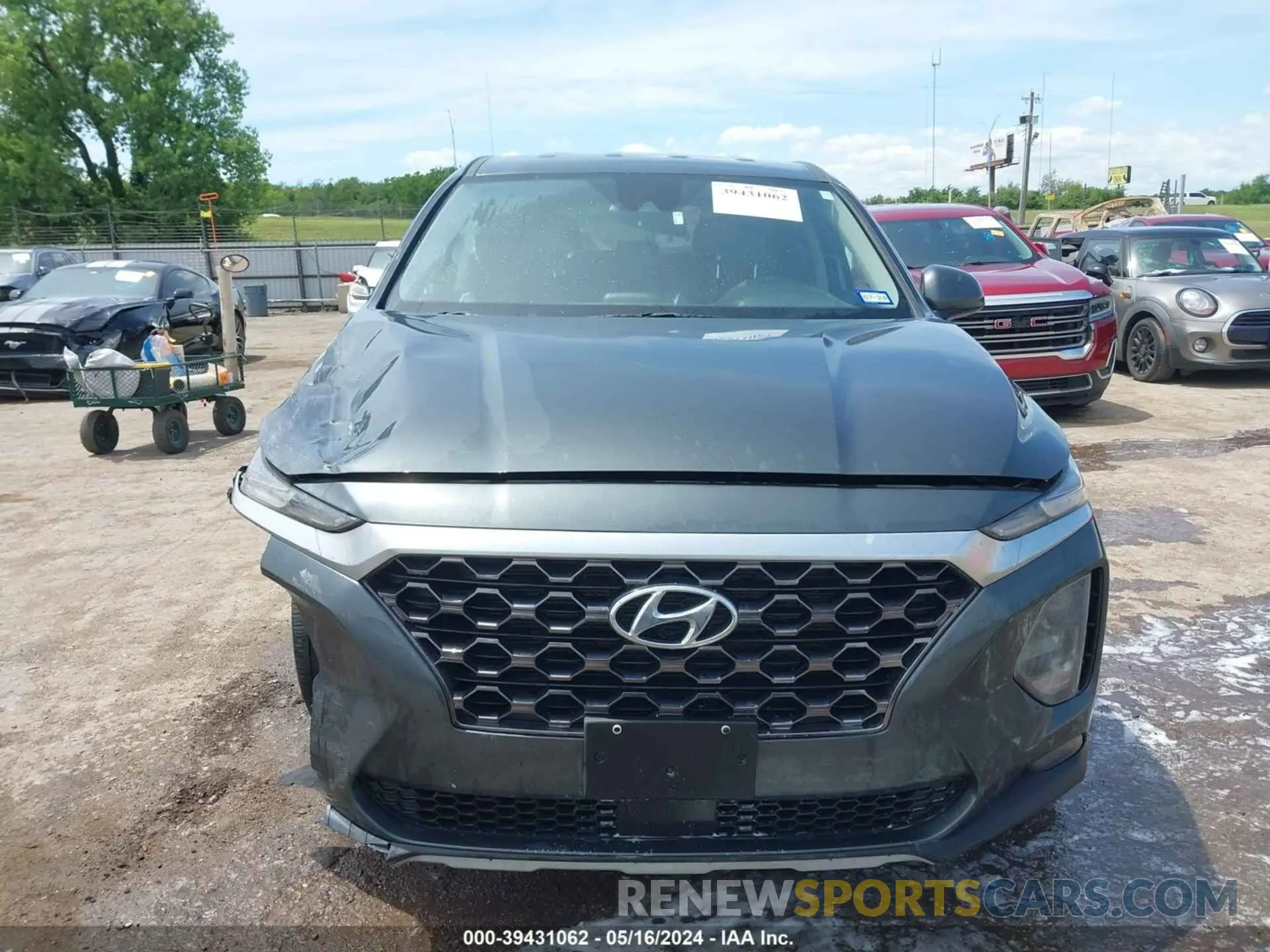 12 Photograph of a damaged car 5NMS3CAD5LH256335 HYUNDAI SANTA FE 2020