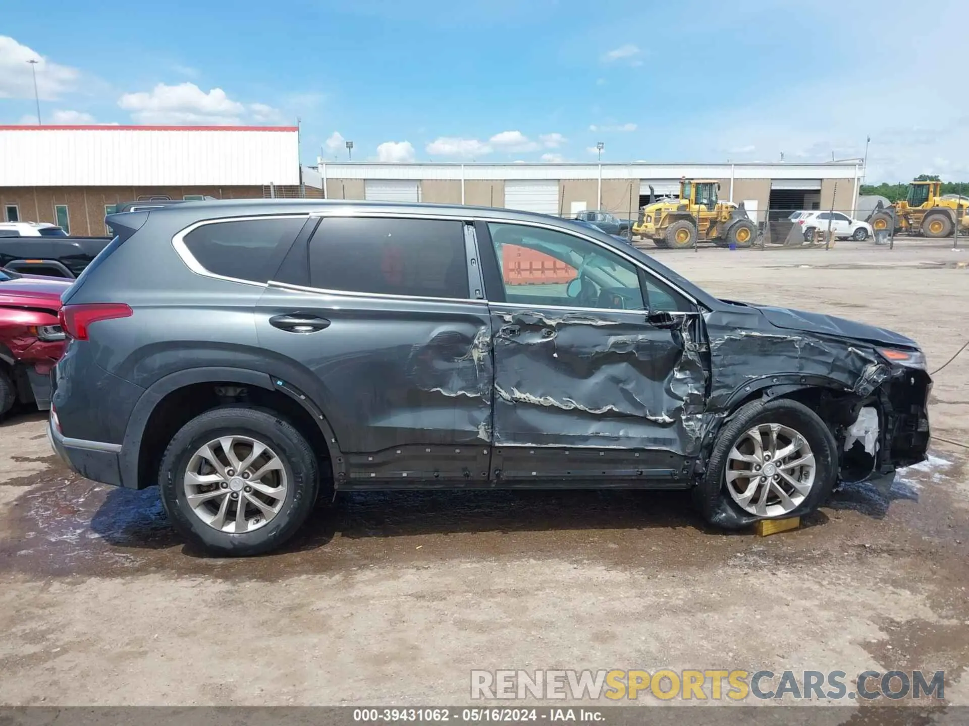 13 Photograph of a damaged car 5NMS3CAD5LH256335 HYUNDAI SANTA FE 2020