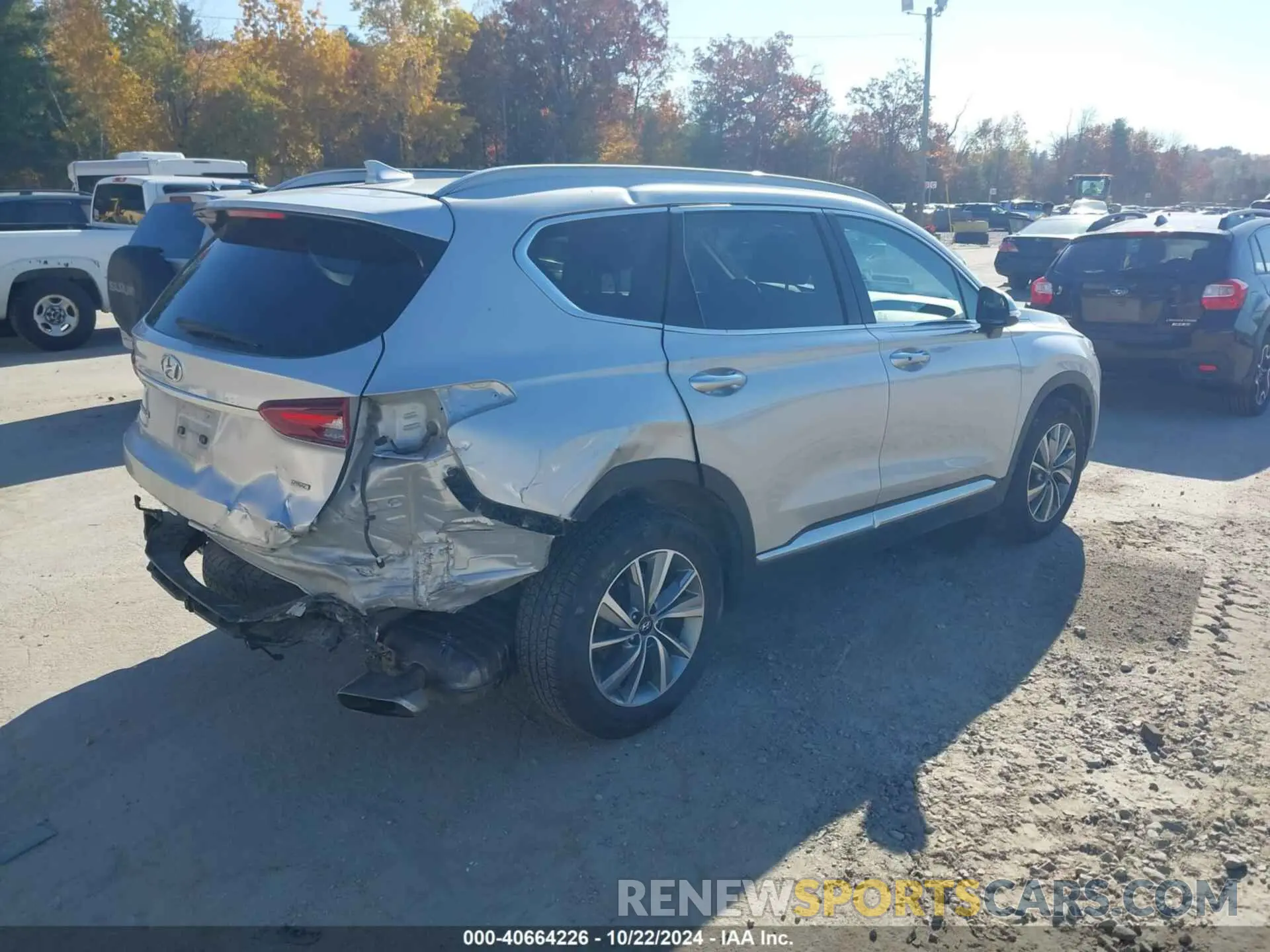 4 Photograph of a damaged car 5NMS3CAD6LH169043 HYUNDAI SANTA FE 2020