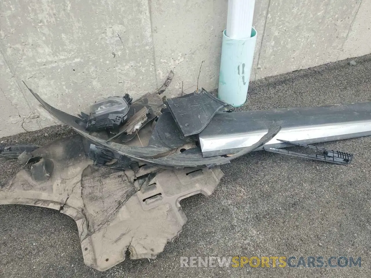13 Photograph of a damaged car 5NMS3CAD6LH218743 HYUNDAI SANTA FE 2020