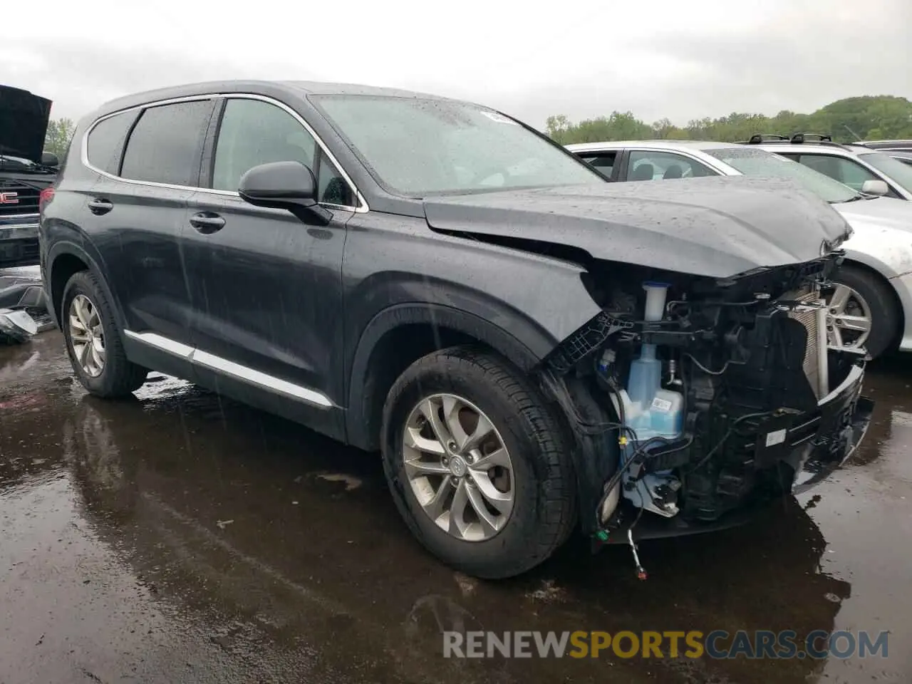 4 Photograph of a damaged car 5NMS3CAD7LH211820 HYUNDAI SANTA FE 2020