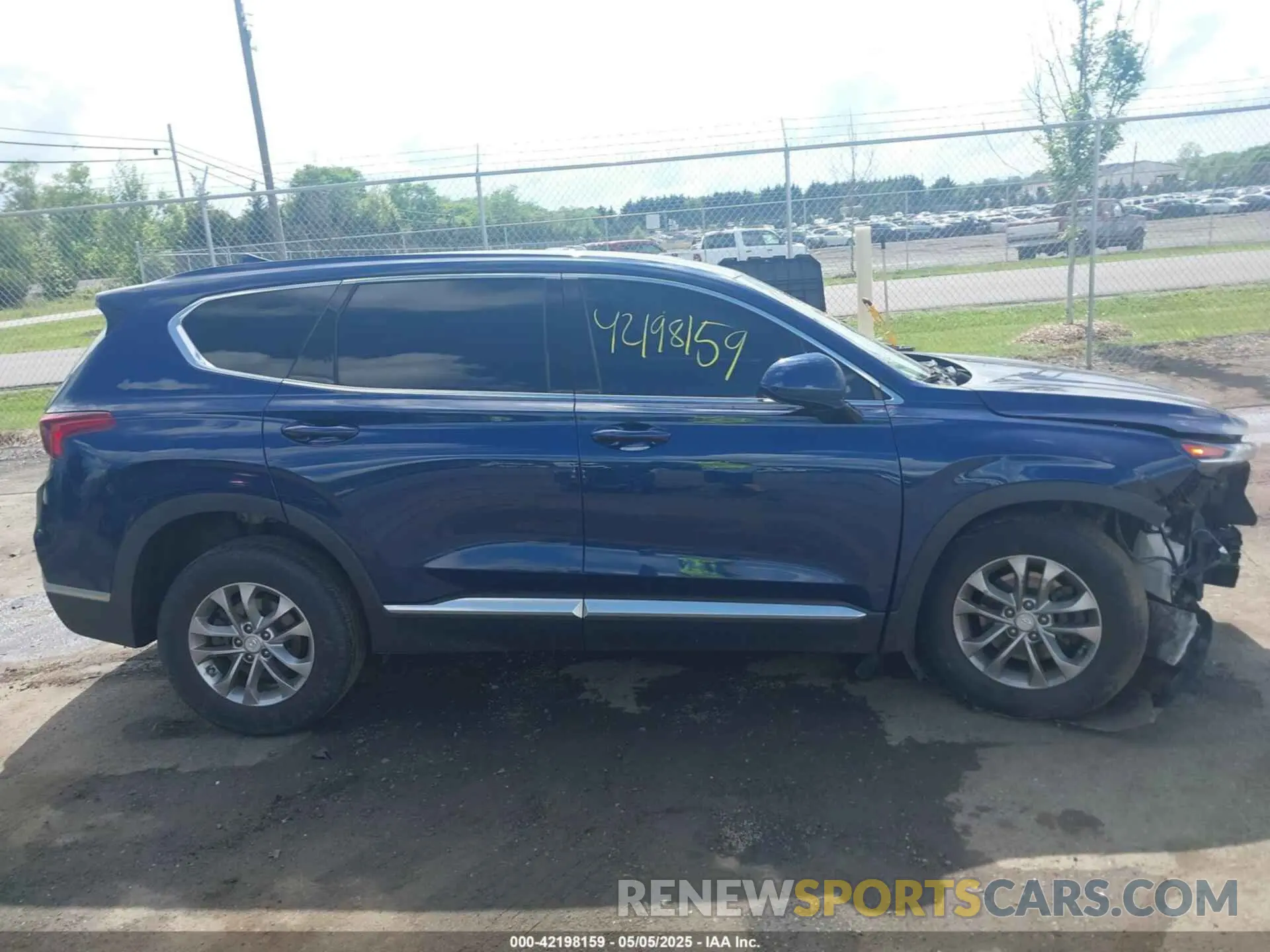 13 Photograph of a damaged car 5NMS3CAD7LH238404 HYUNDAI SANTA FE 2020