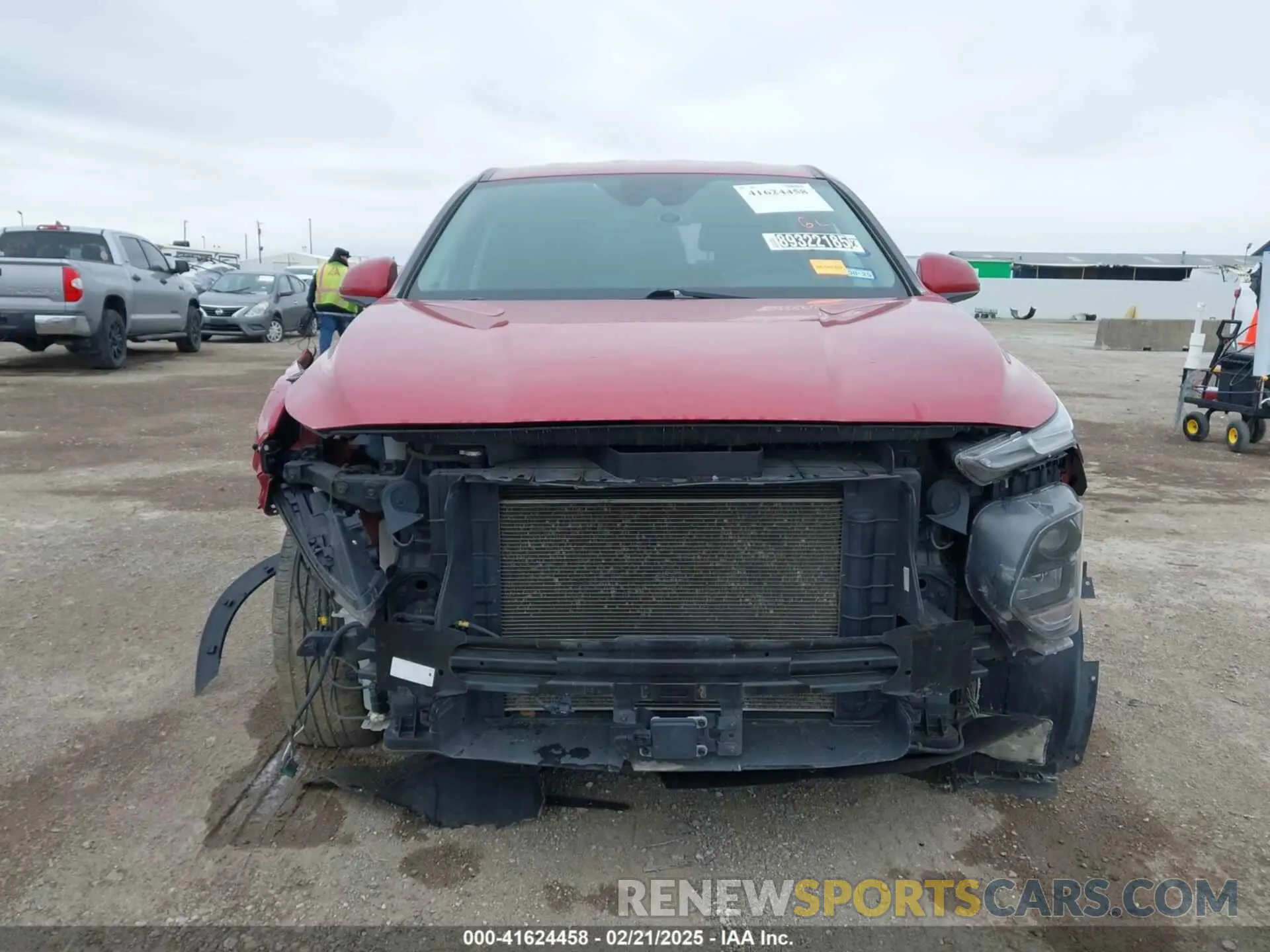 12 Photograph of a damaged car 5NMS3CAD8LH138165 HYUNDAI SANTA FE 2020