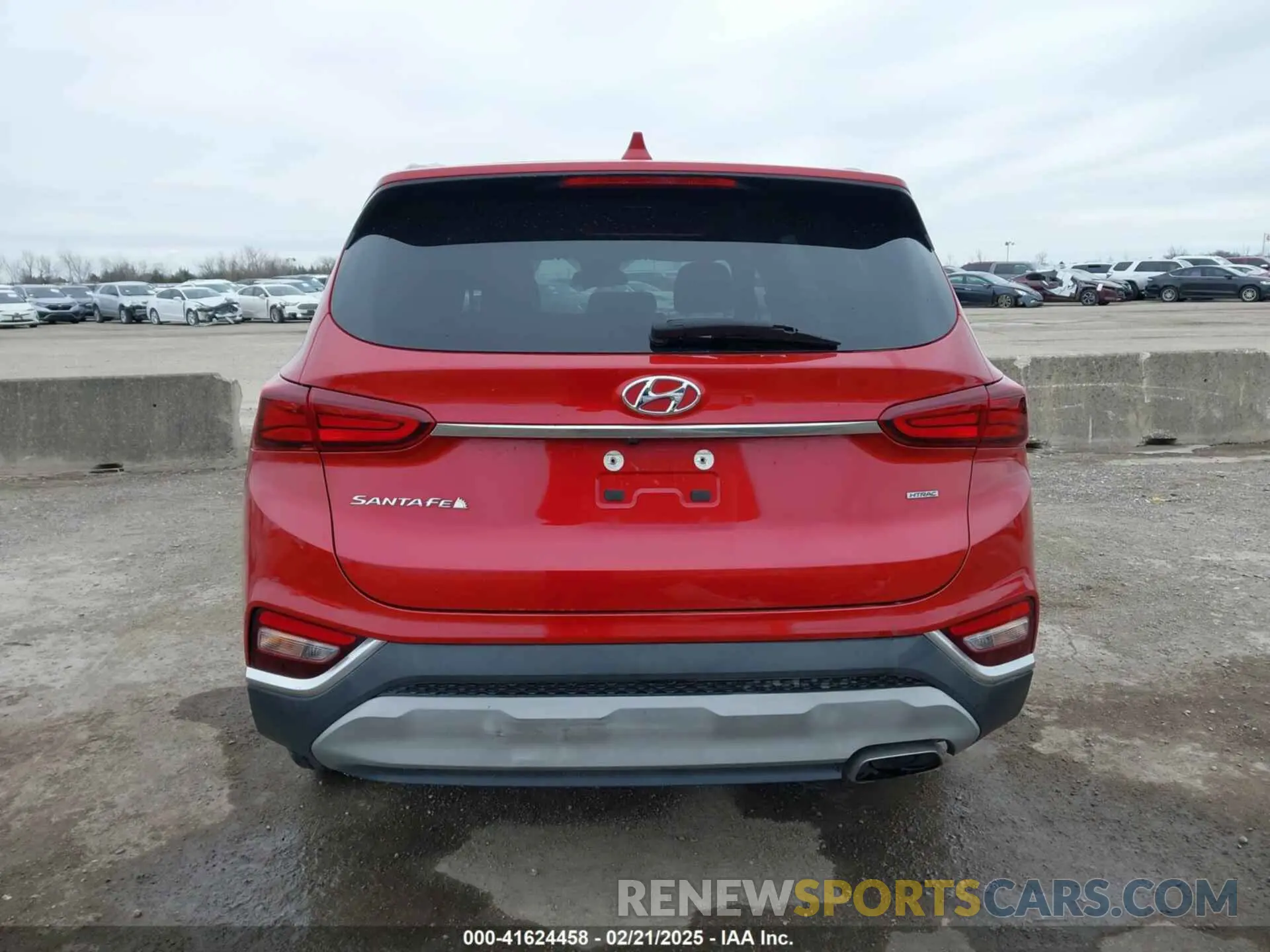 16 Photograph of a damaged car 5NMS3CAD8LH138165 HYUNDAI SANTA FE 2020