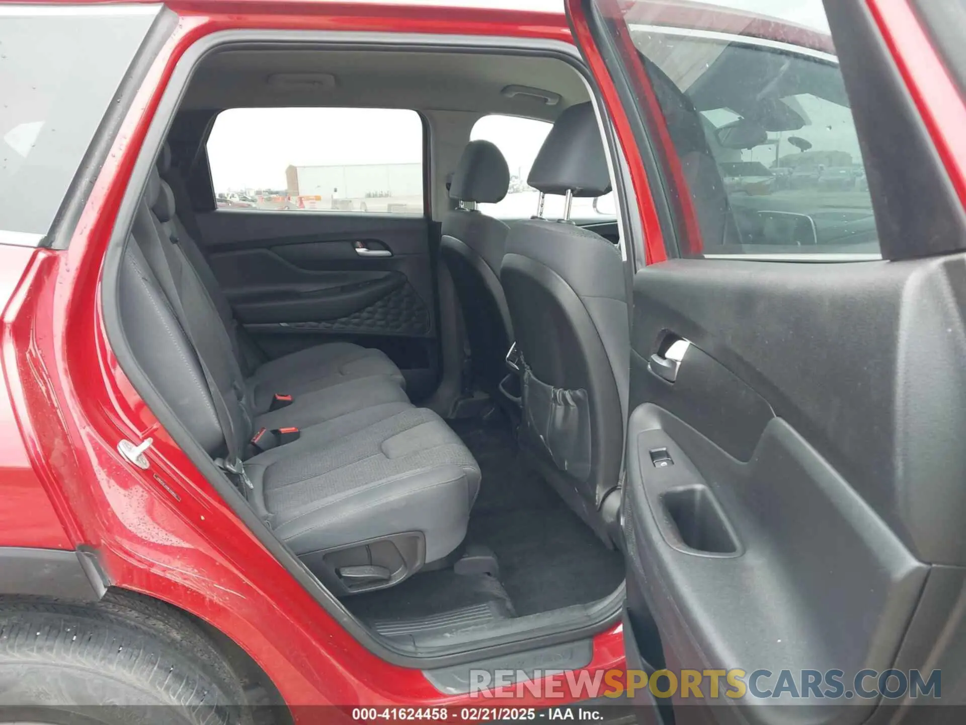 8 Photograph of a damaged car 5NMS3CAD8LH138165 HYUNDAI SANTA FE 2020