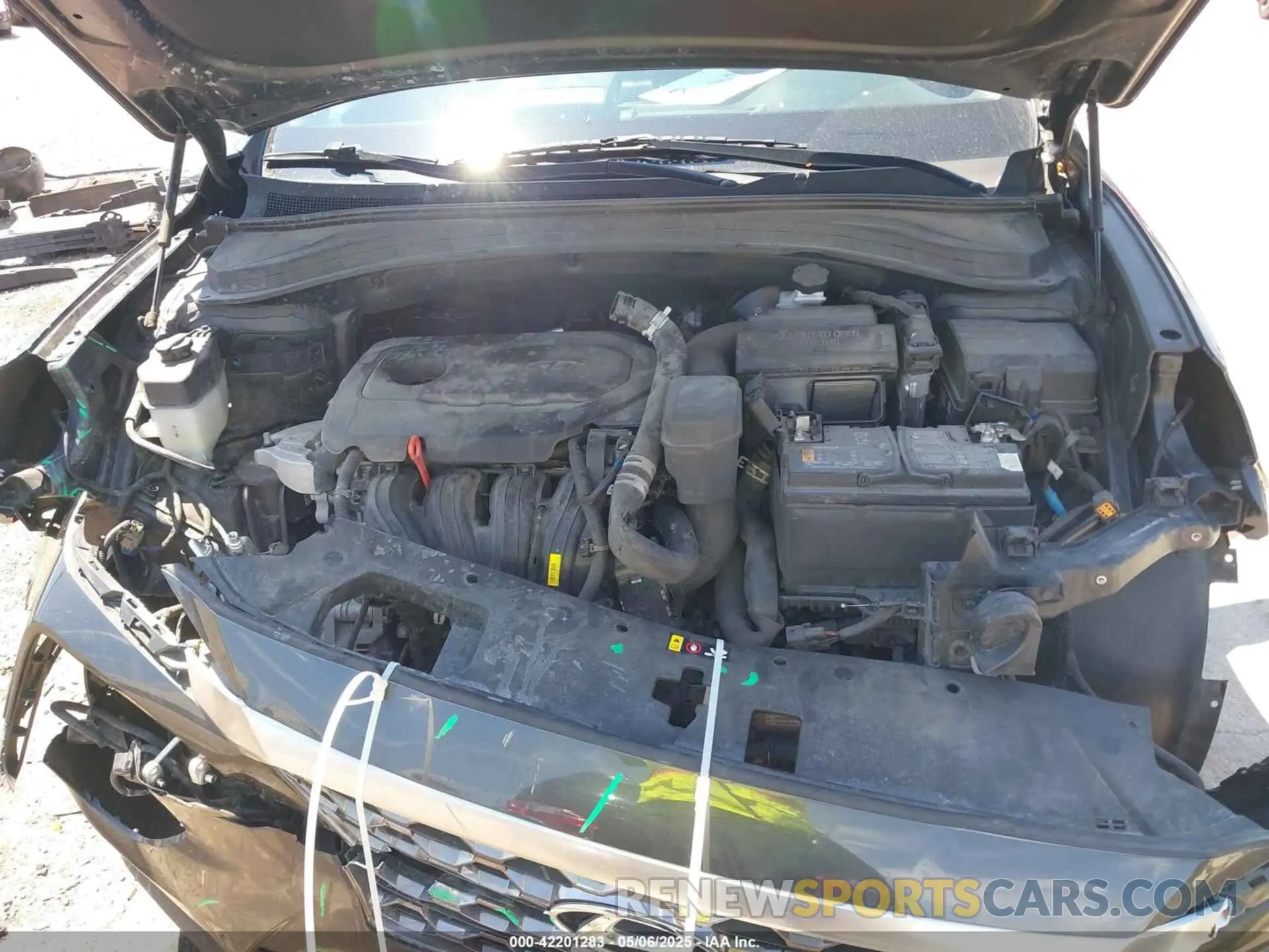 10 Photograph of a damaged car 5NMS3CAD8LH217030 HYUNDAI SANTA FE 2020