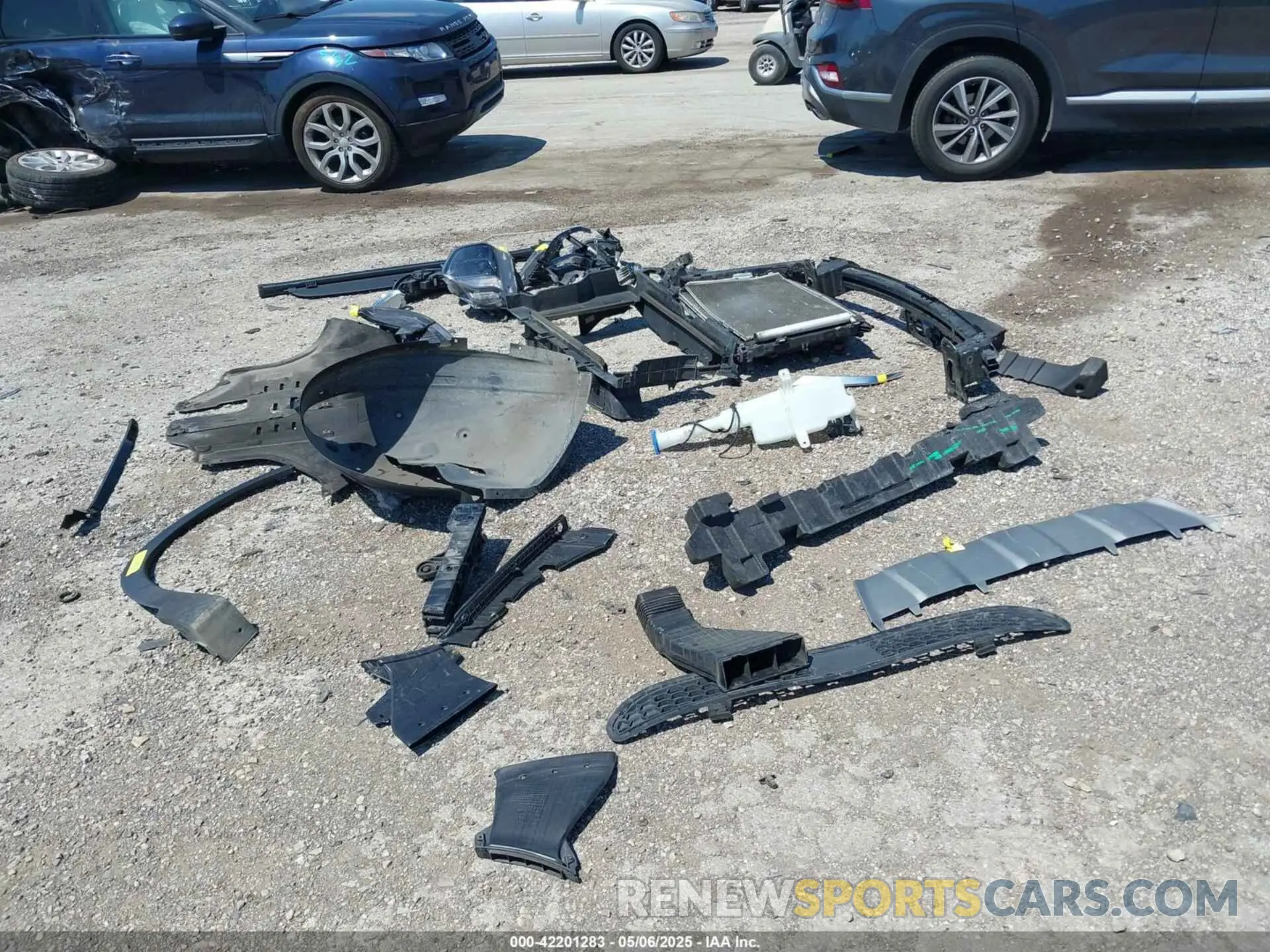 20 Photograph of a damaged car 5NMS3CAD8LH217030 HYUNDAI SANTA FE 2020