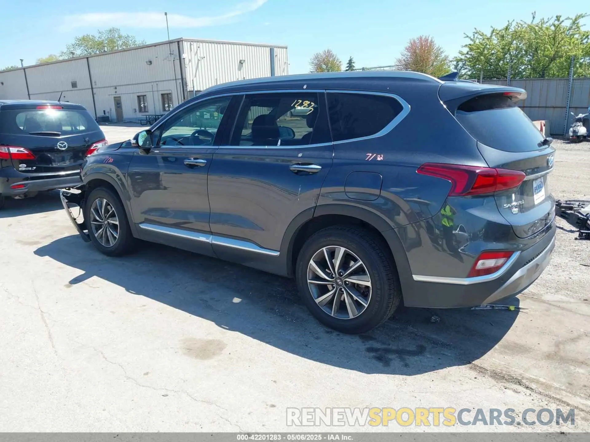 3 Photograph of a damaged car 5NMS3CAD8LH217030 HYUNDAI SANTA FE 2020