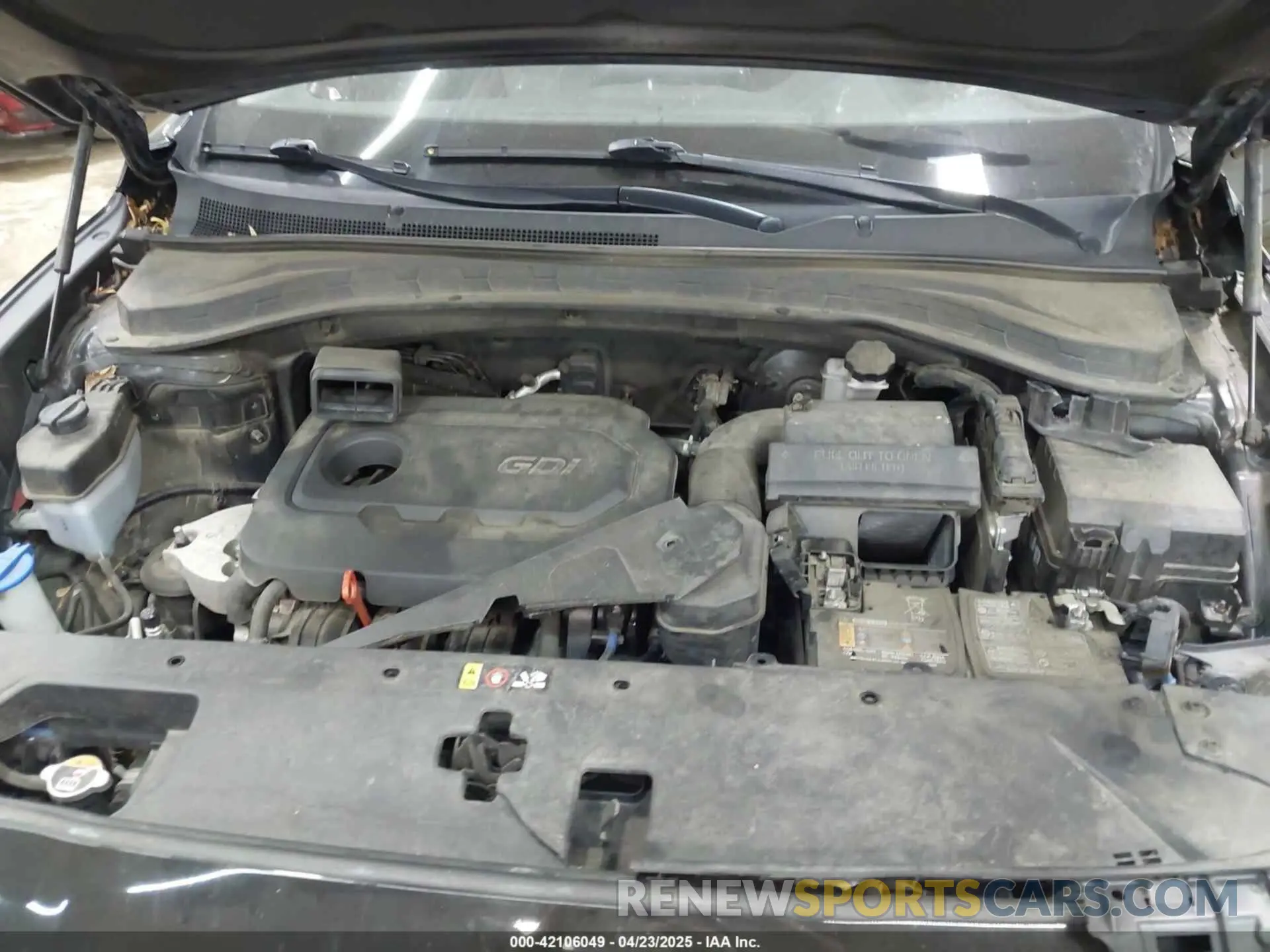 10 Photograph of a damaged car 5NMS3CAD8LH220929 HYUNDAI SANTA FE 2020