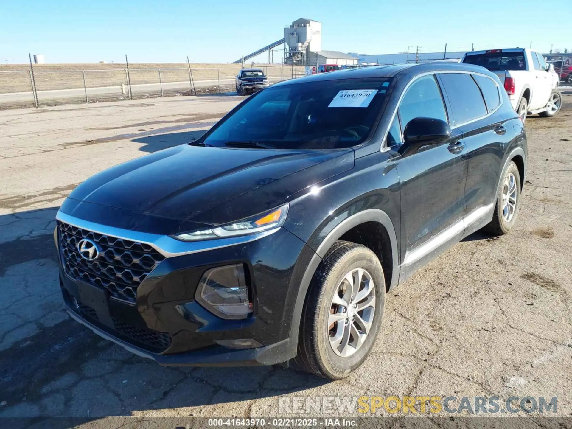 2 Photograph of a damaged car 5NMS3CADXLH156974 HYUNDAI SANTA FE 2020