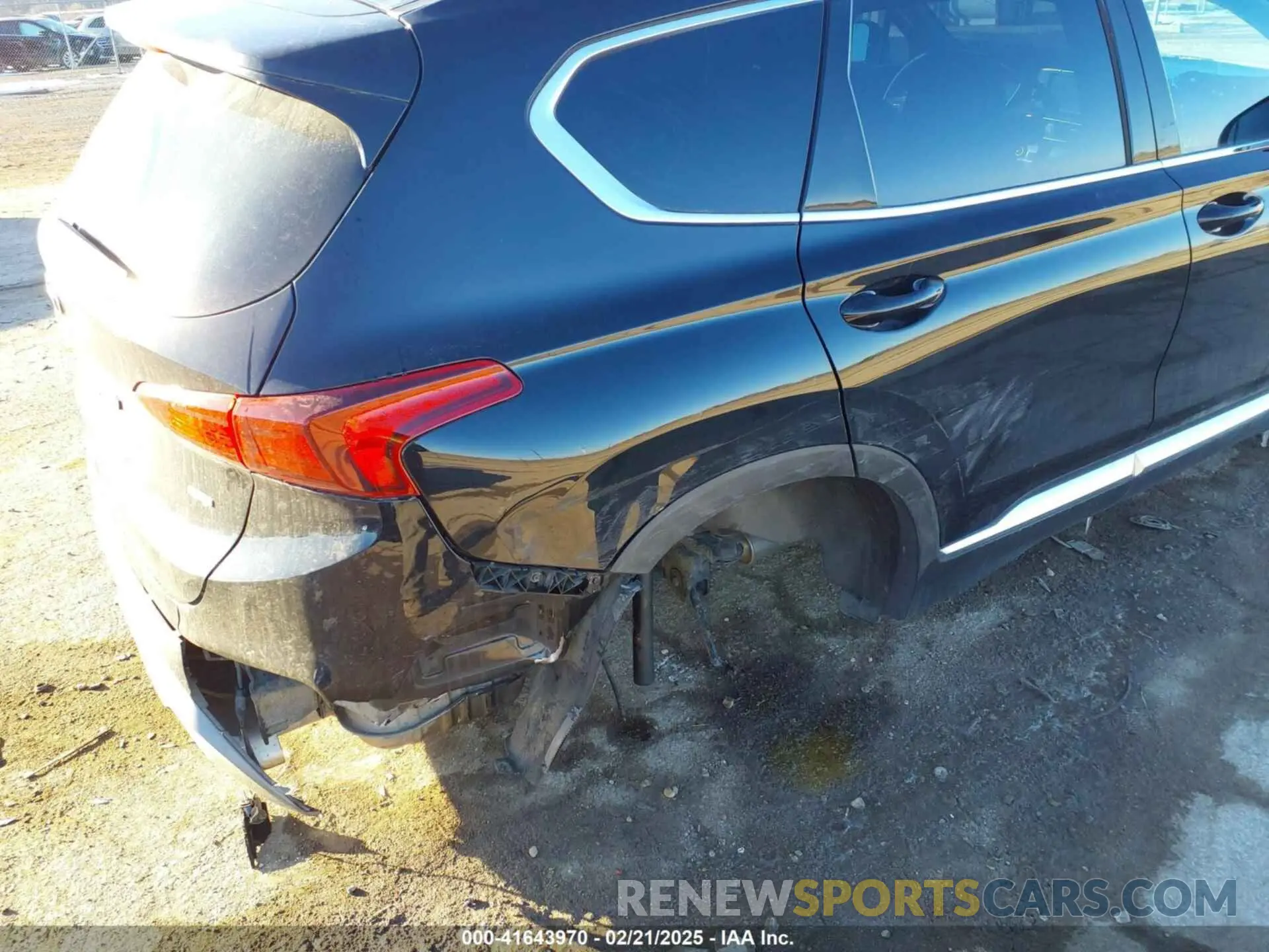 6 Photograph of a damaged car 5NMS3CADXLH156974 HYUNDAI SANTA FE 2020