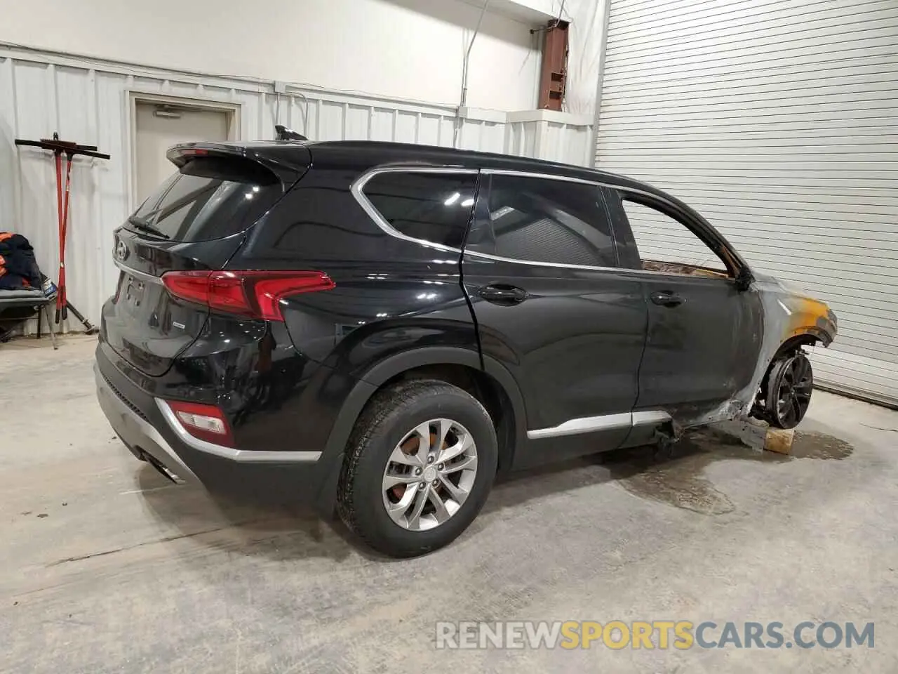 3 Photograph of a damaged car 5NMS3CADXLH168400 HYUNDAI SANTA FE 2020