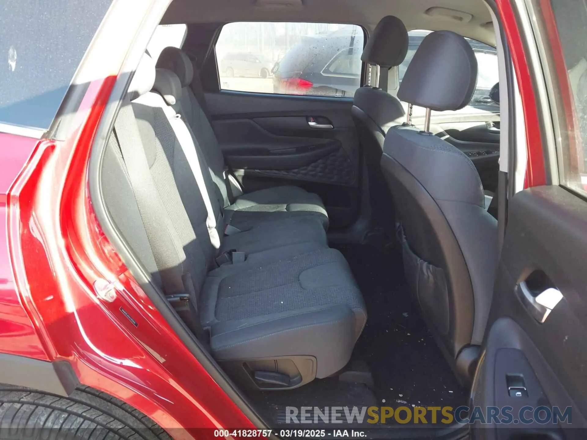 8 Photograph of a damaged car 5NMS3CADXLH231642 HYUNDAI SANTA FE 2020