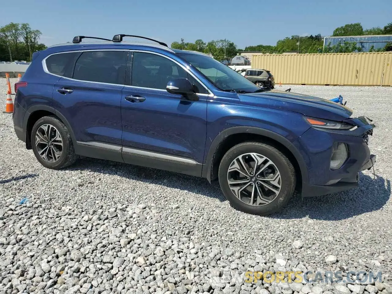 4 Photograph of a damaged car 5NMS53AA0LH224800 HYUNDAI SANTA FE 2020