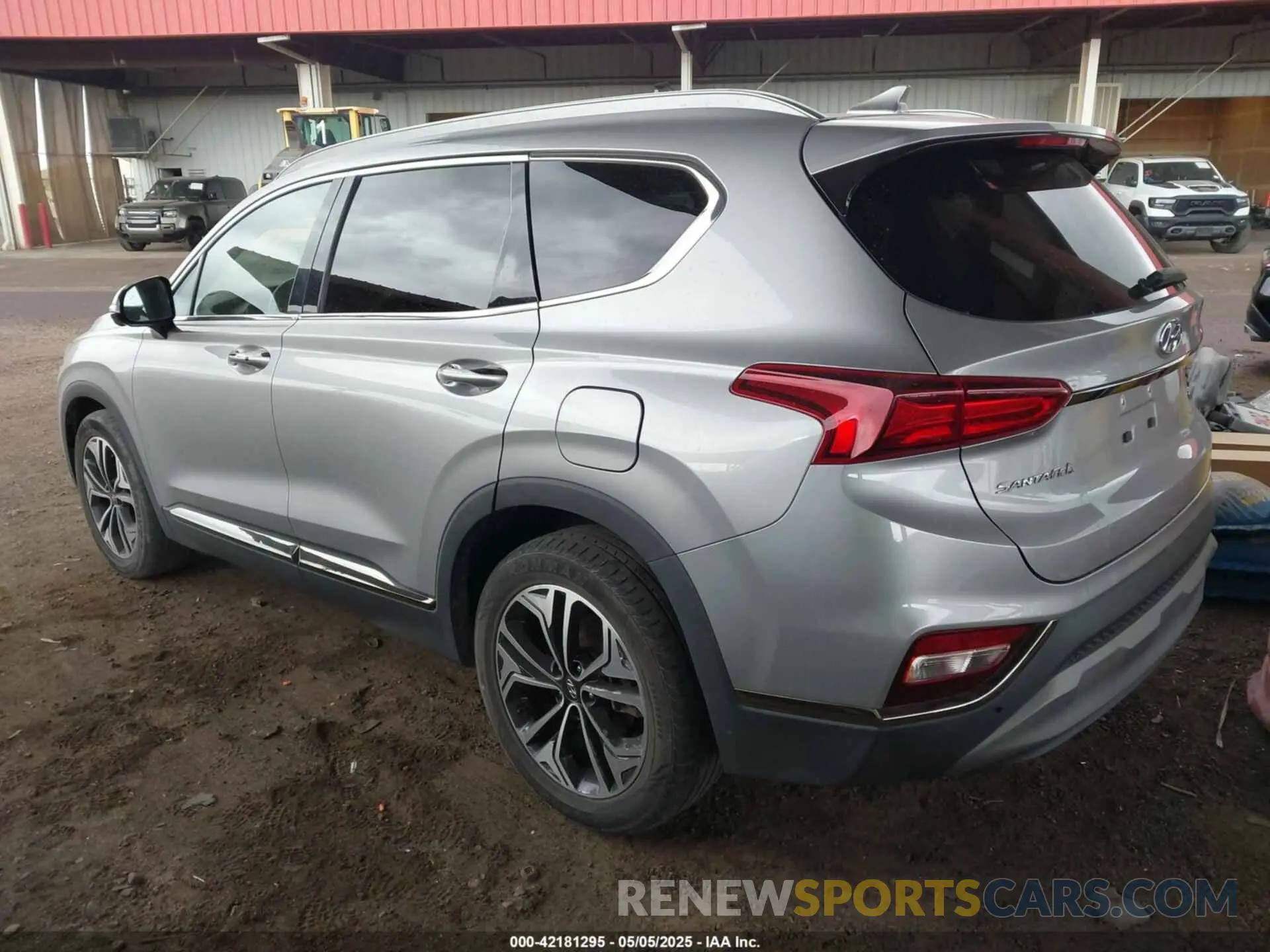 3 Photograph of a damaged car 5NMS53AA1LH220156 HYUNDAI SANTA FE 2020