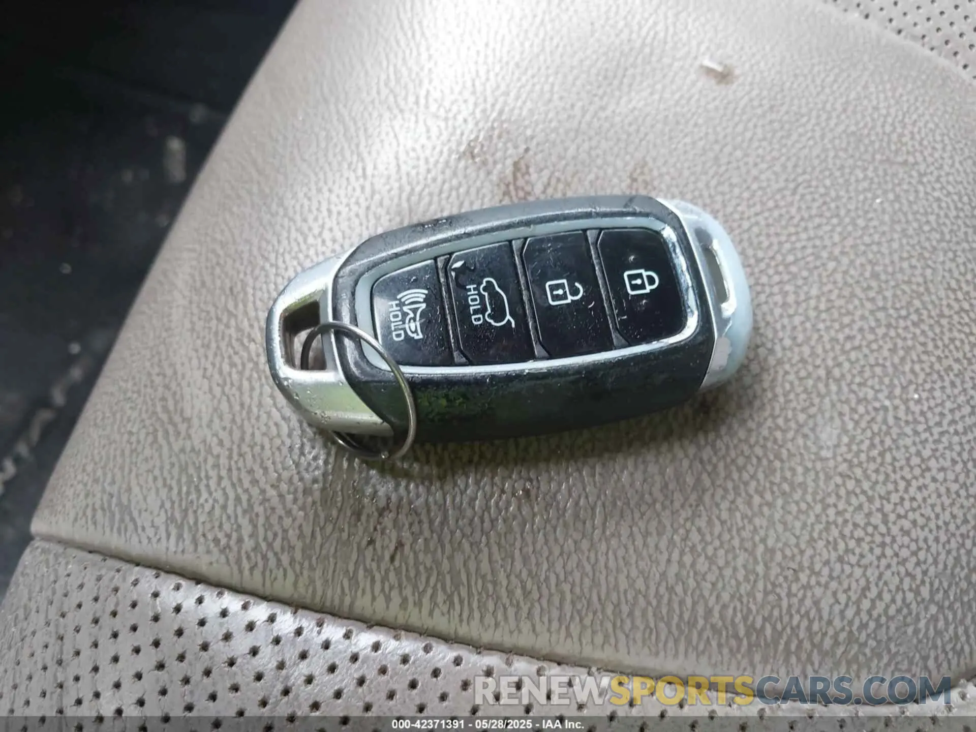11 Photograph of a damaged car 5NMS53AA2LH213247 HYUNDAI SANTA FE 2020