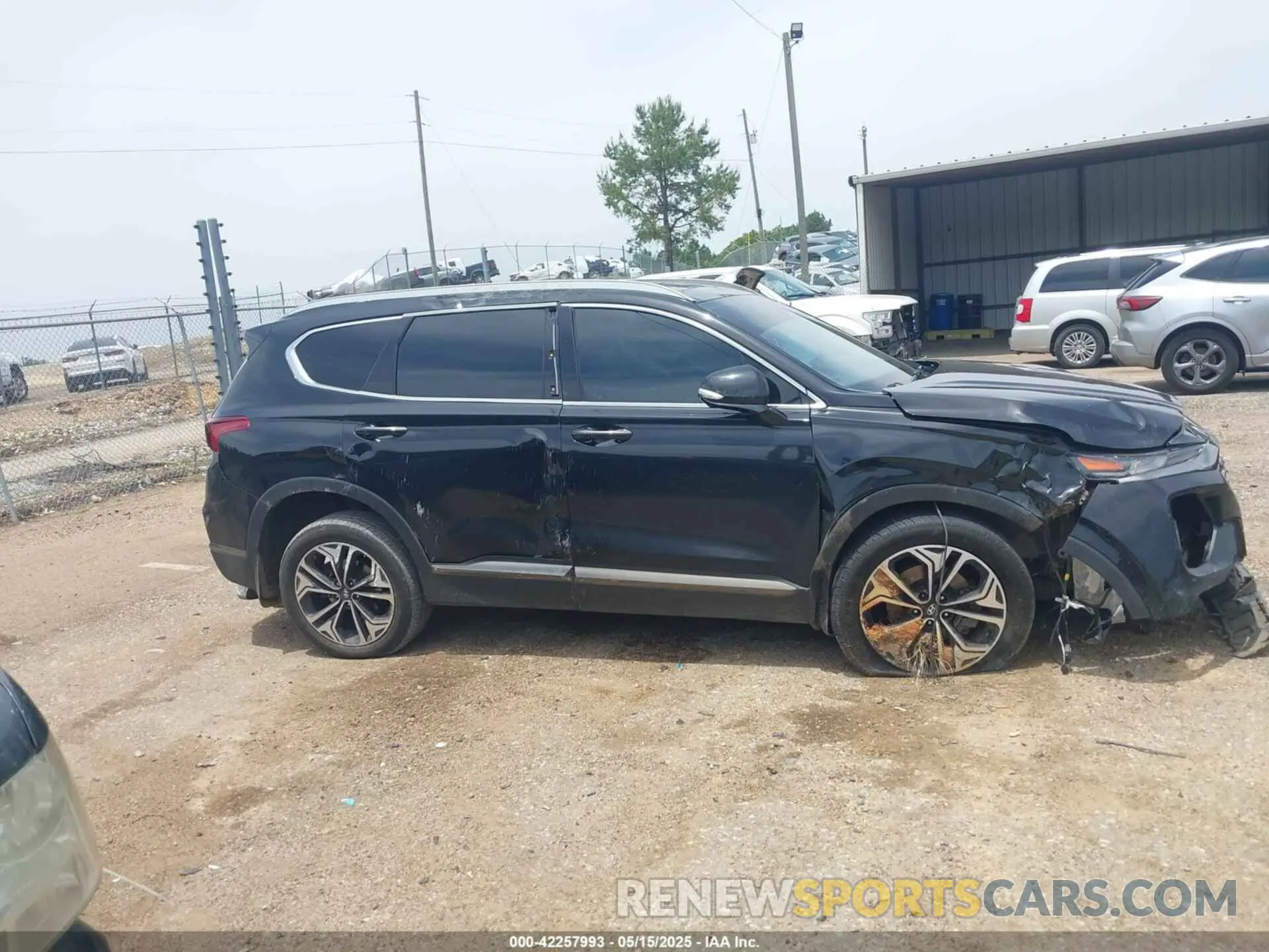 12 Photograph of a damaged car 5NMS53AA2LH247320 HYUNDAI SANTA FE 2020