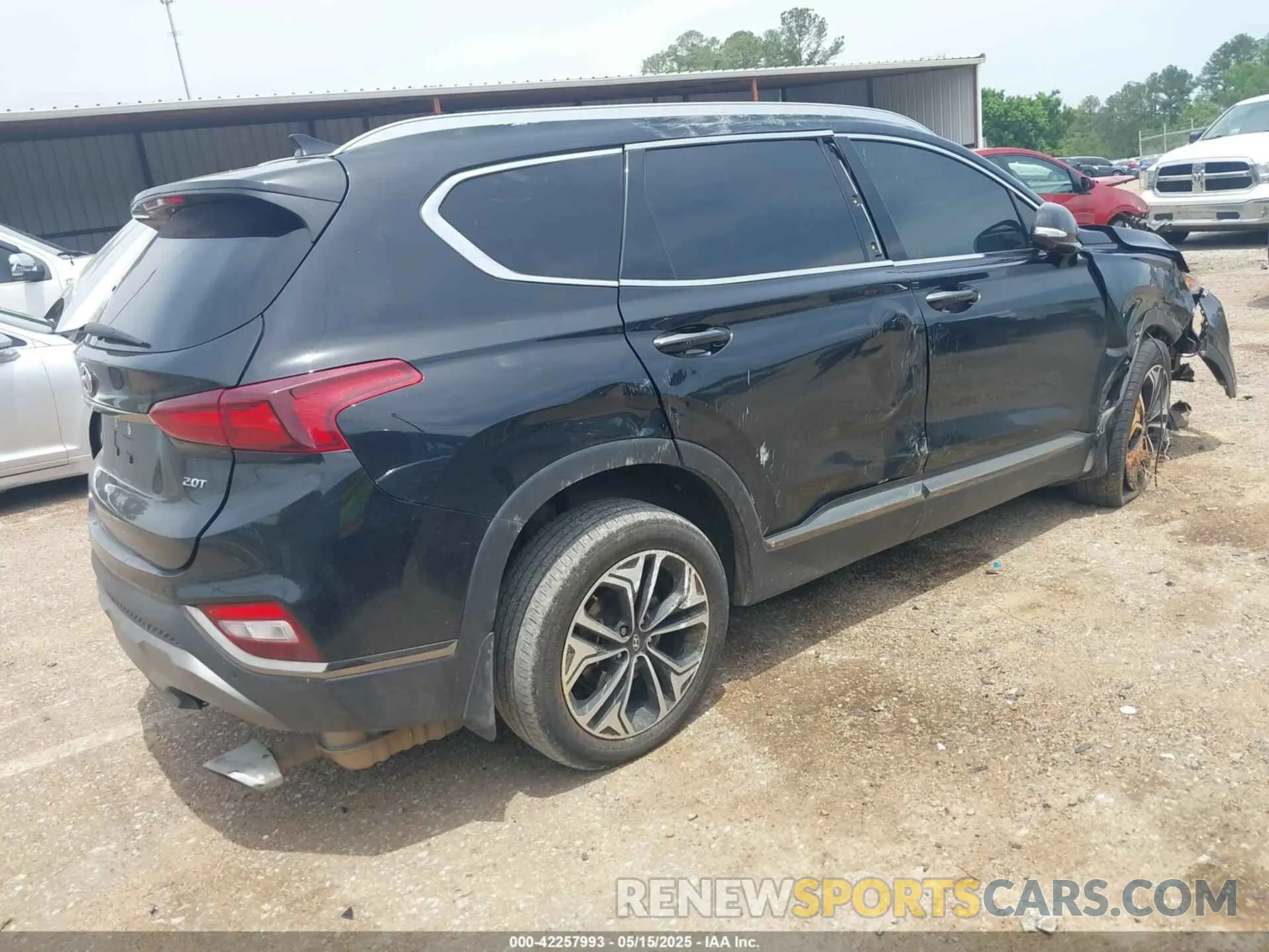 4 Photograph of a damaged car 5NMS53AA2LH247320 HYUNDAI SANTA FE 2020