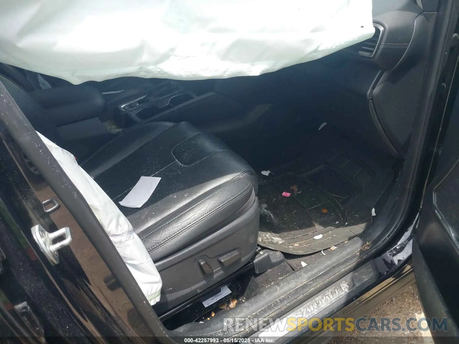 5 Photograph of a damaged car 5NMS53AA2LH247320 HYUNDAI SANTA FE 2020
