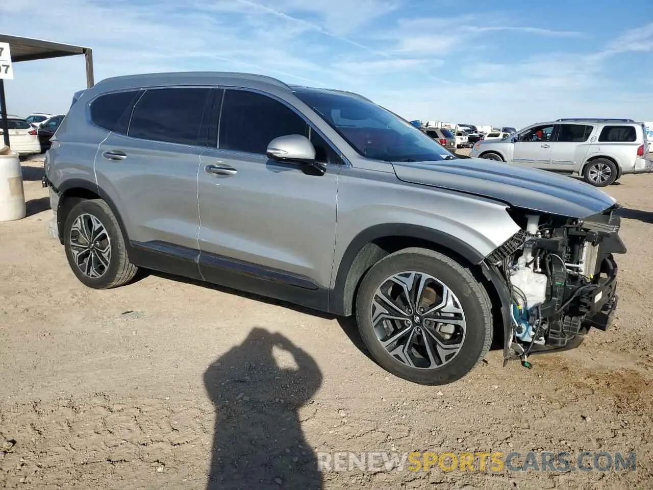 4 Photograph of a damaged car 5NMS53AA4LH184690 HYUNDAI SANTA FE 2020
