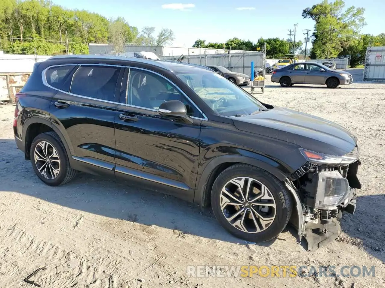 4 Photograph of a damaged car 5NMS53AA5LH286922 HYUNDAI SANTA FE 2020