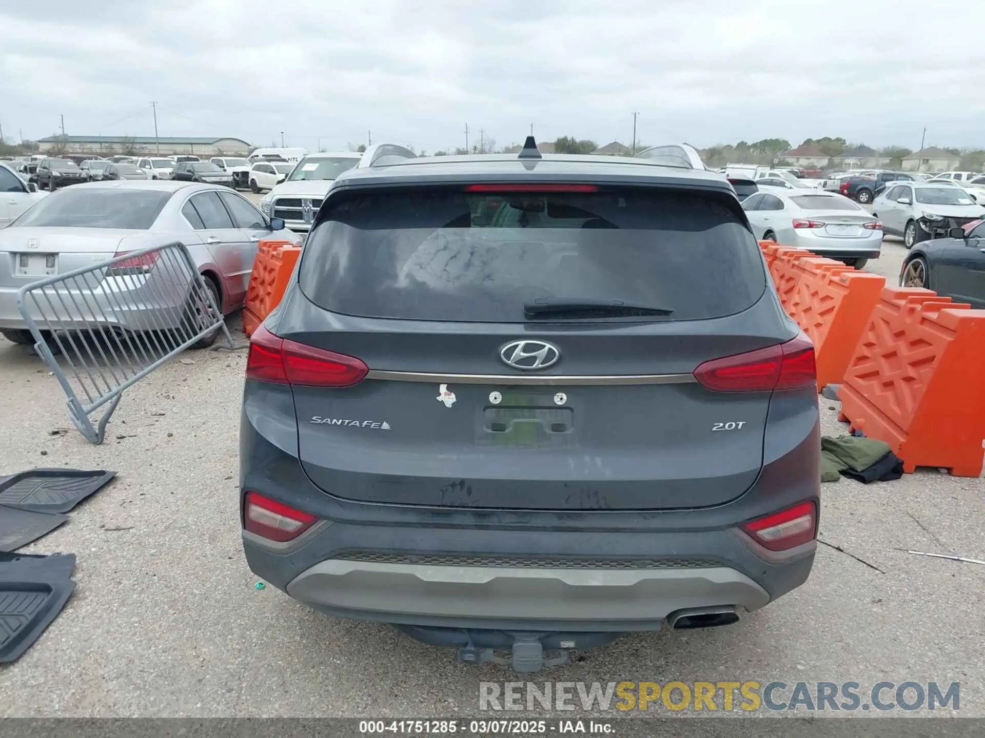 16 Photograph of a damaged car 5NMS53AA7LH273220 HYUNDAI SANTA FE 2020