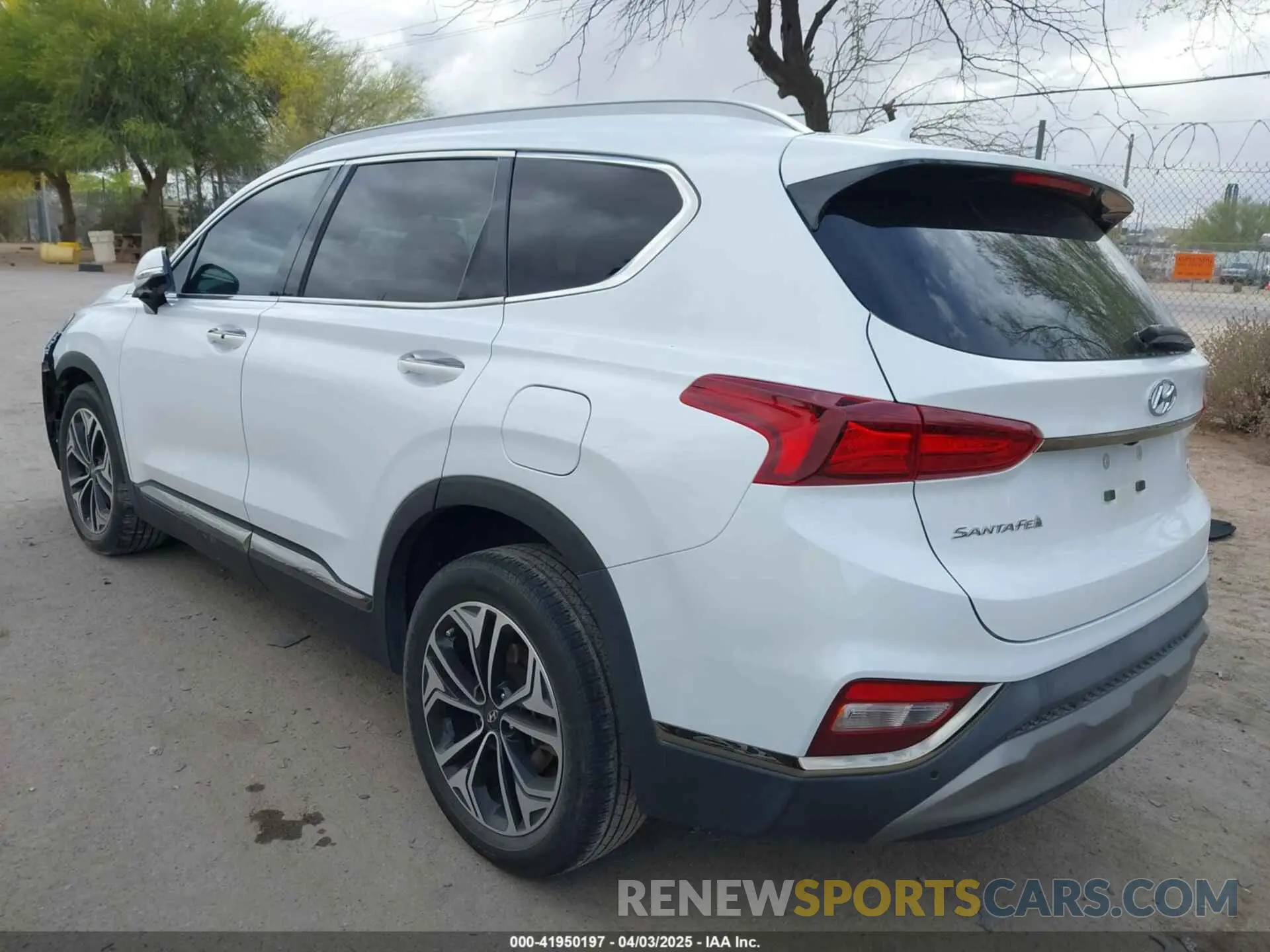 3 Photograph of a damaged car 5NMS53AA7LH289014 HYUNDAI SANTA FE 2020