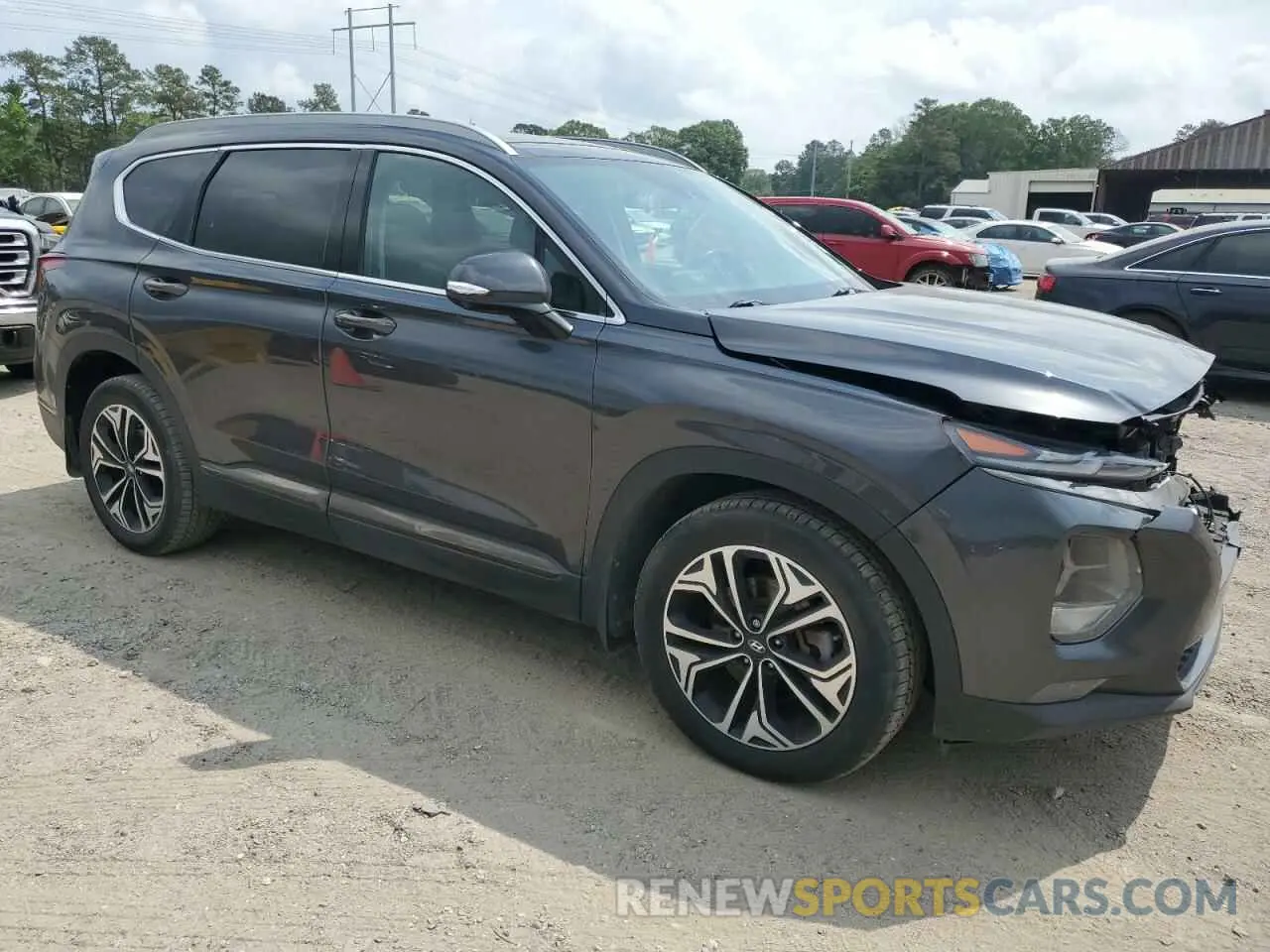 4 Photograph of a damaged car 5NMS53AA8LH282847 HYUNDAI SANTA FE 2020
