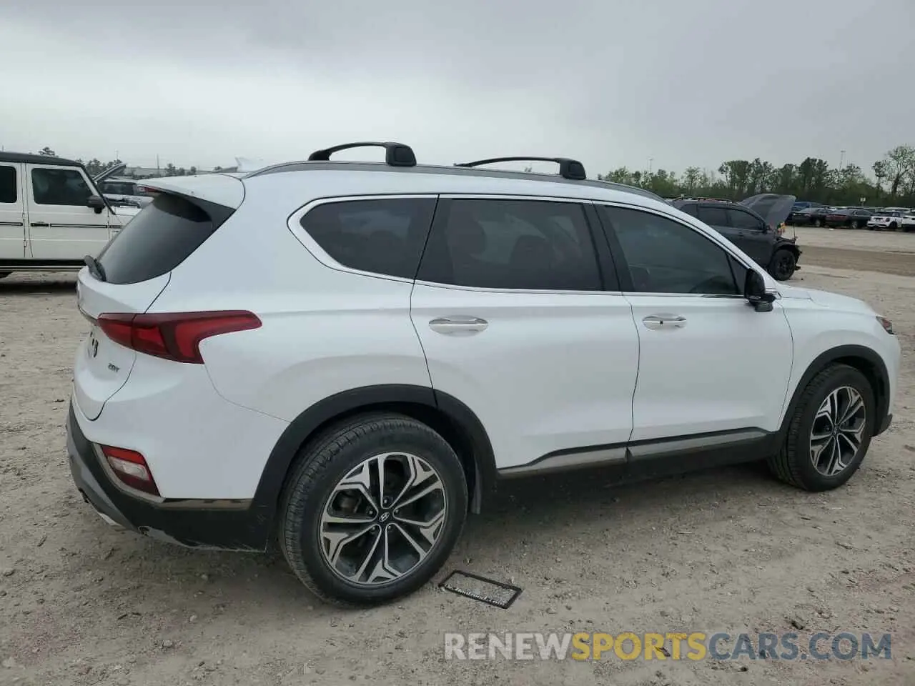 3 Photograph of a damaged car 5NMS53AA9LH219059 HYUNDAI SANTA FE 2020