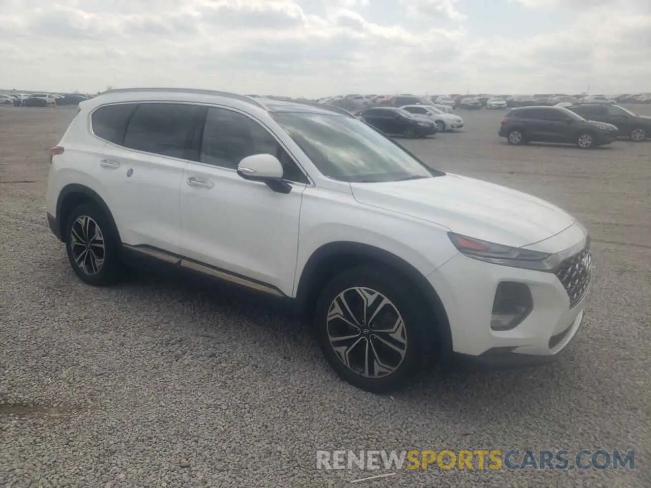 4 Photograph of a damaged car 5NMS53AAXLH142752 HYUNDAI SANTA FE 2020