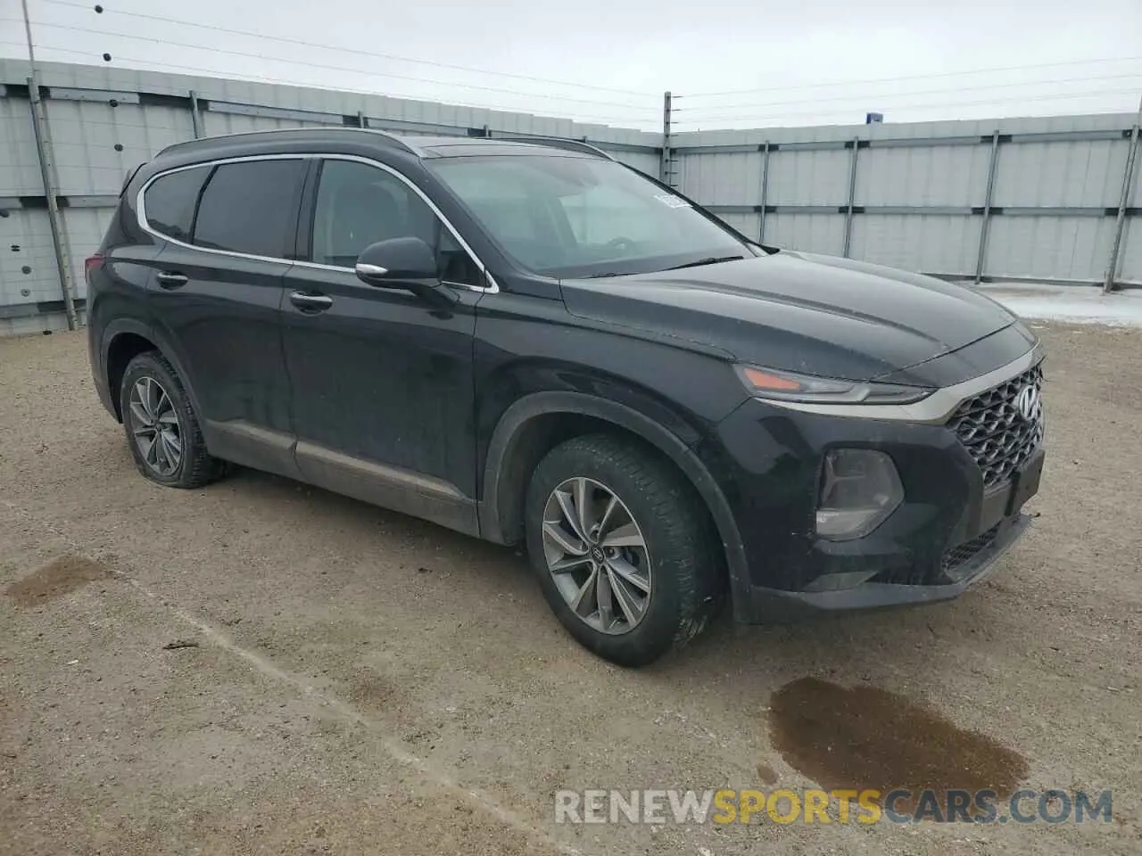 4 Photograph of a damaged car 5NMS53AD2LH181460 HYUNDAI SANTA FE 2020