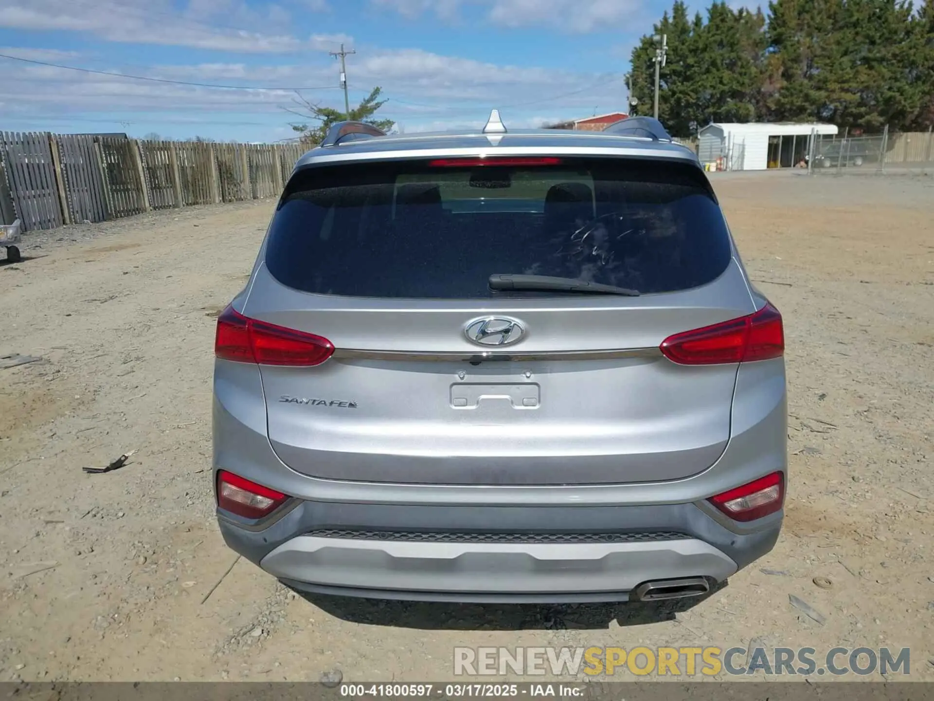 17 Photograph of a damaged car 5NMS53AD2LH188845 HYUNDAI SANTA FE 2020