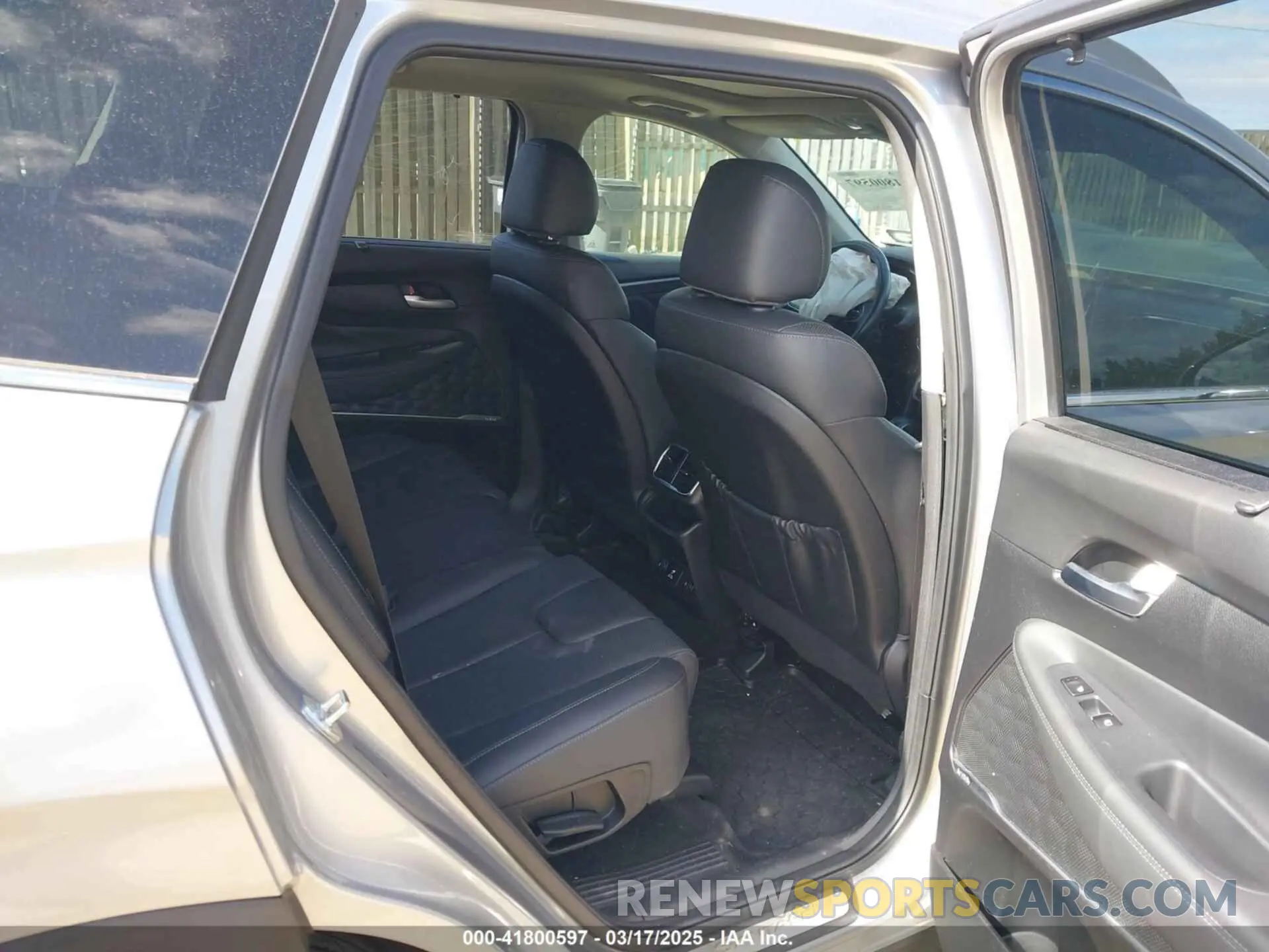 8 Photograph of a damaged car 5NMS53AD2LH188845 HYUNDAI SANTA FE 2020