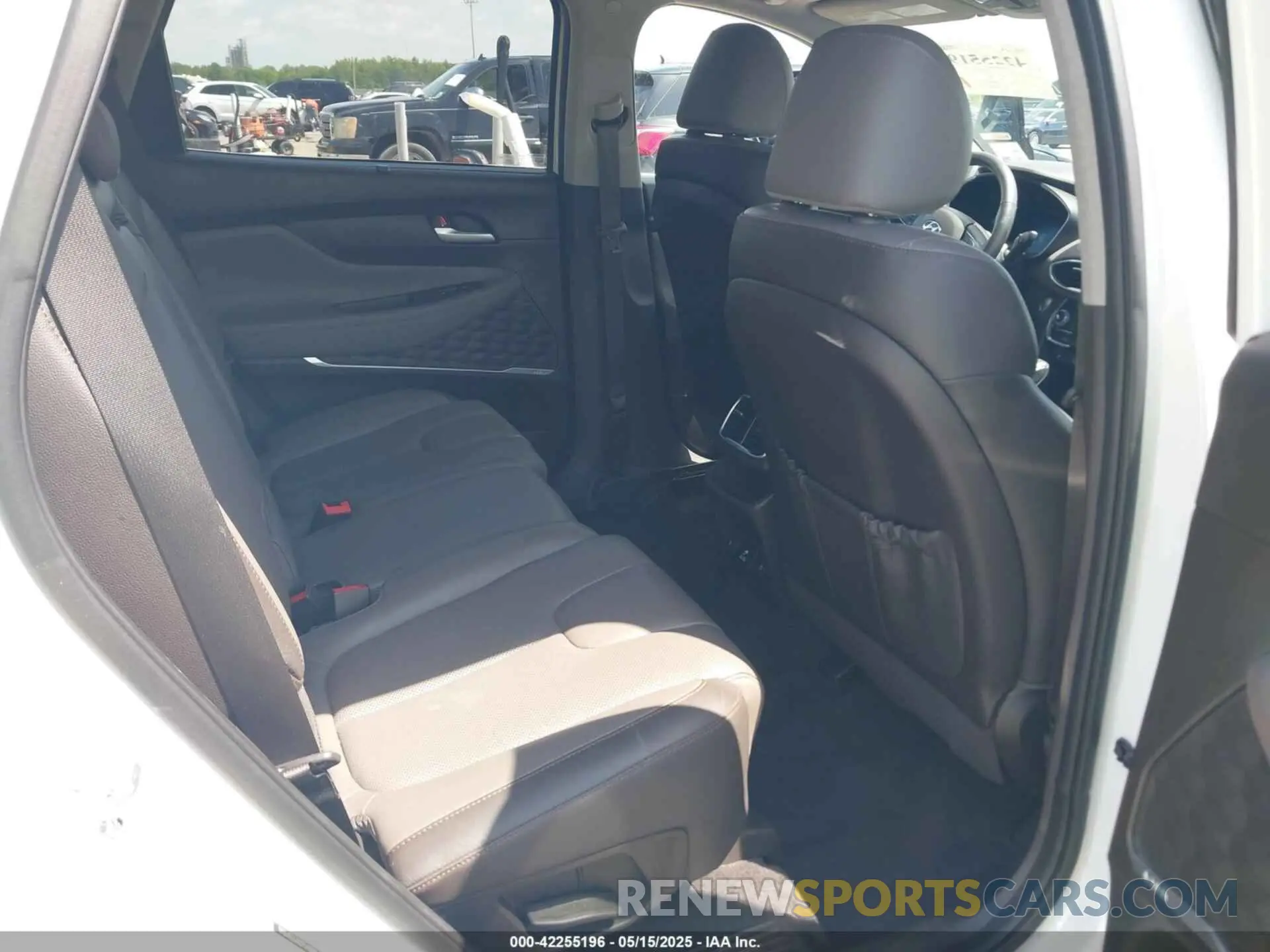 8 Photograph of a damaged car 5NMS53AD7LH280565 HYUNDAI SANTA FE 2020