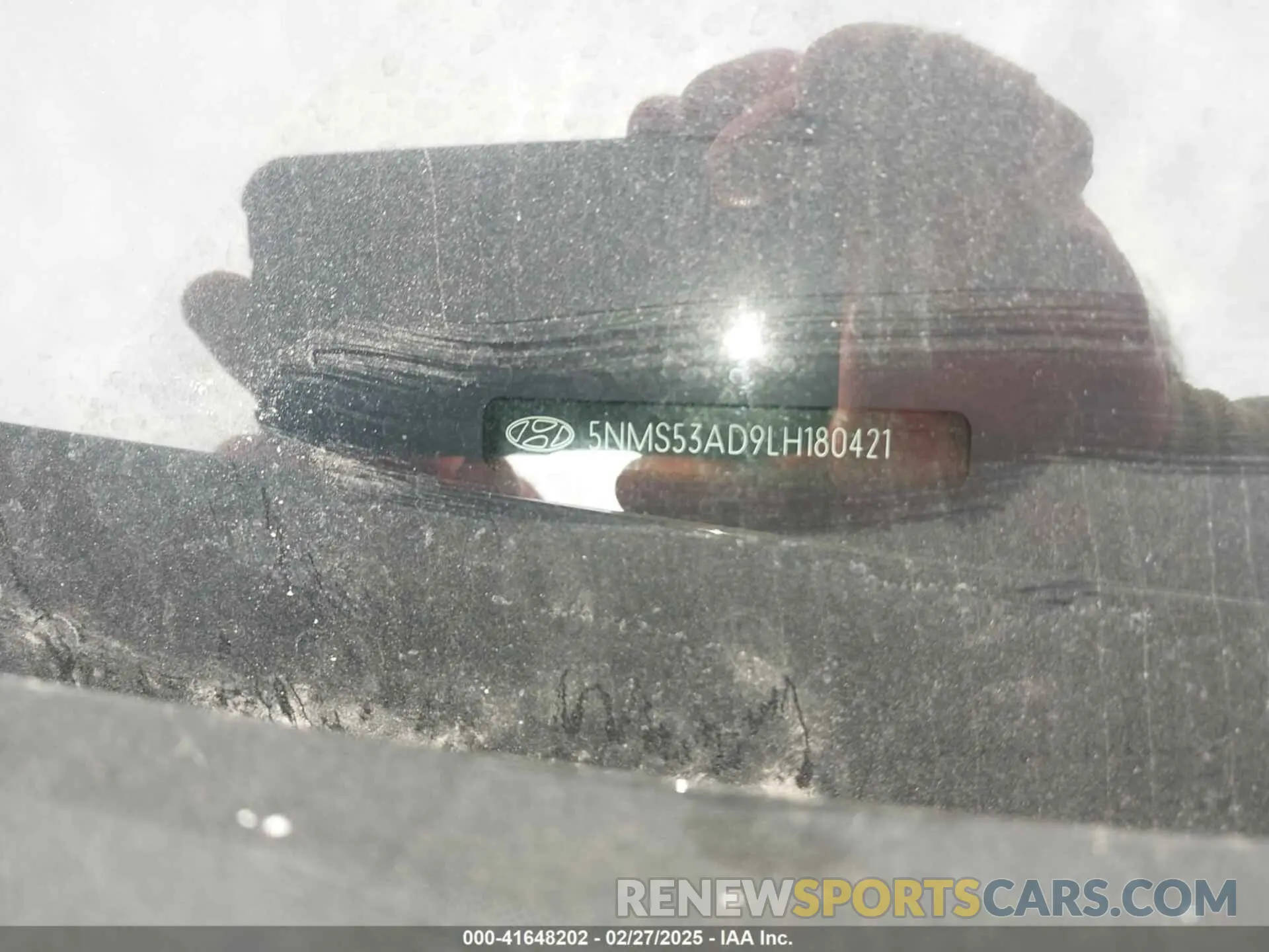 9 Photograph of a damaged car 5NMS53AD9LH180421 HYUNDAI SANTA FE 2020