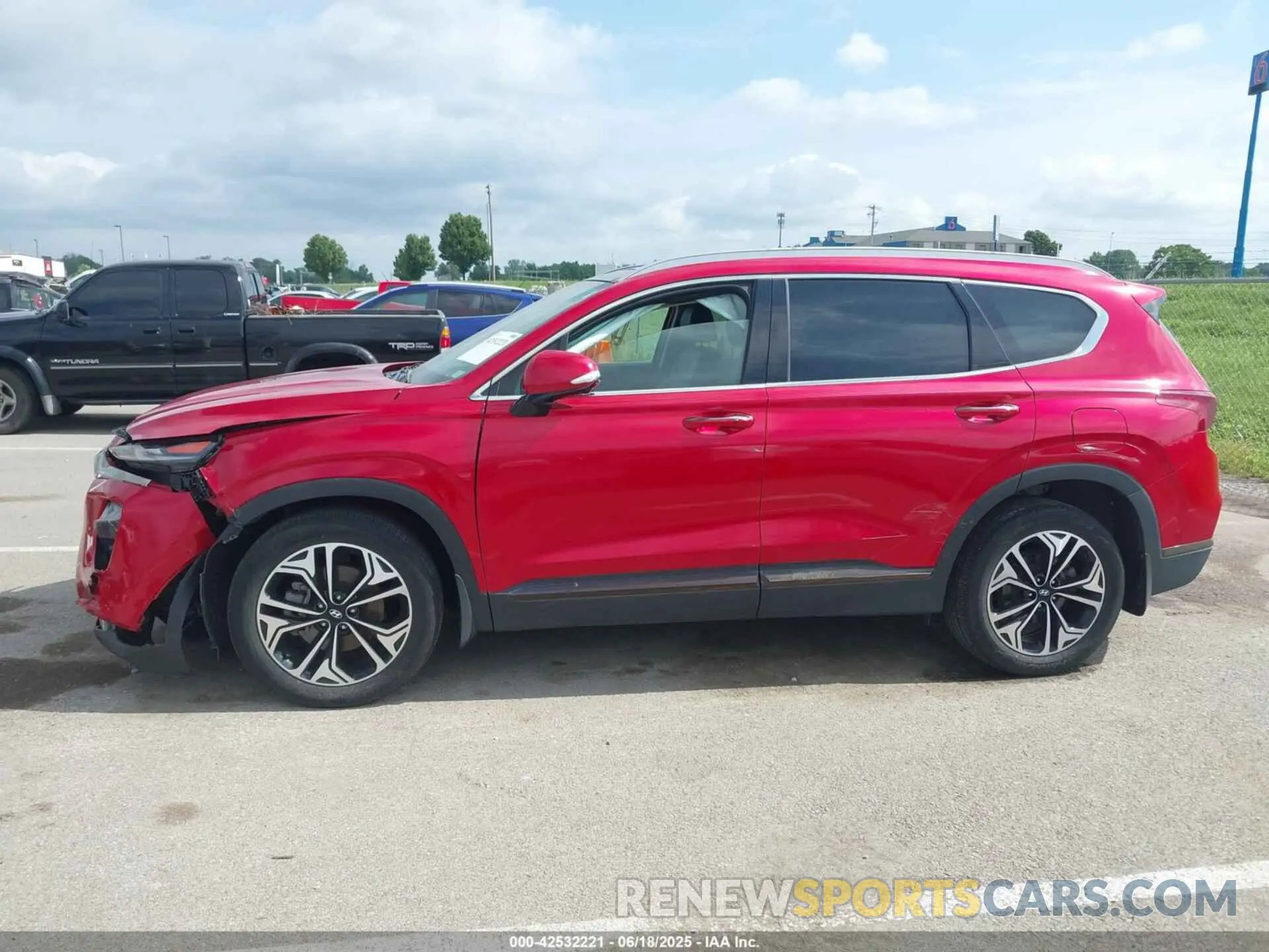 14 Photograph of a damaged car 5NMS5CAA1LH276131 HYUNDAI SANTA FE 2020