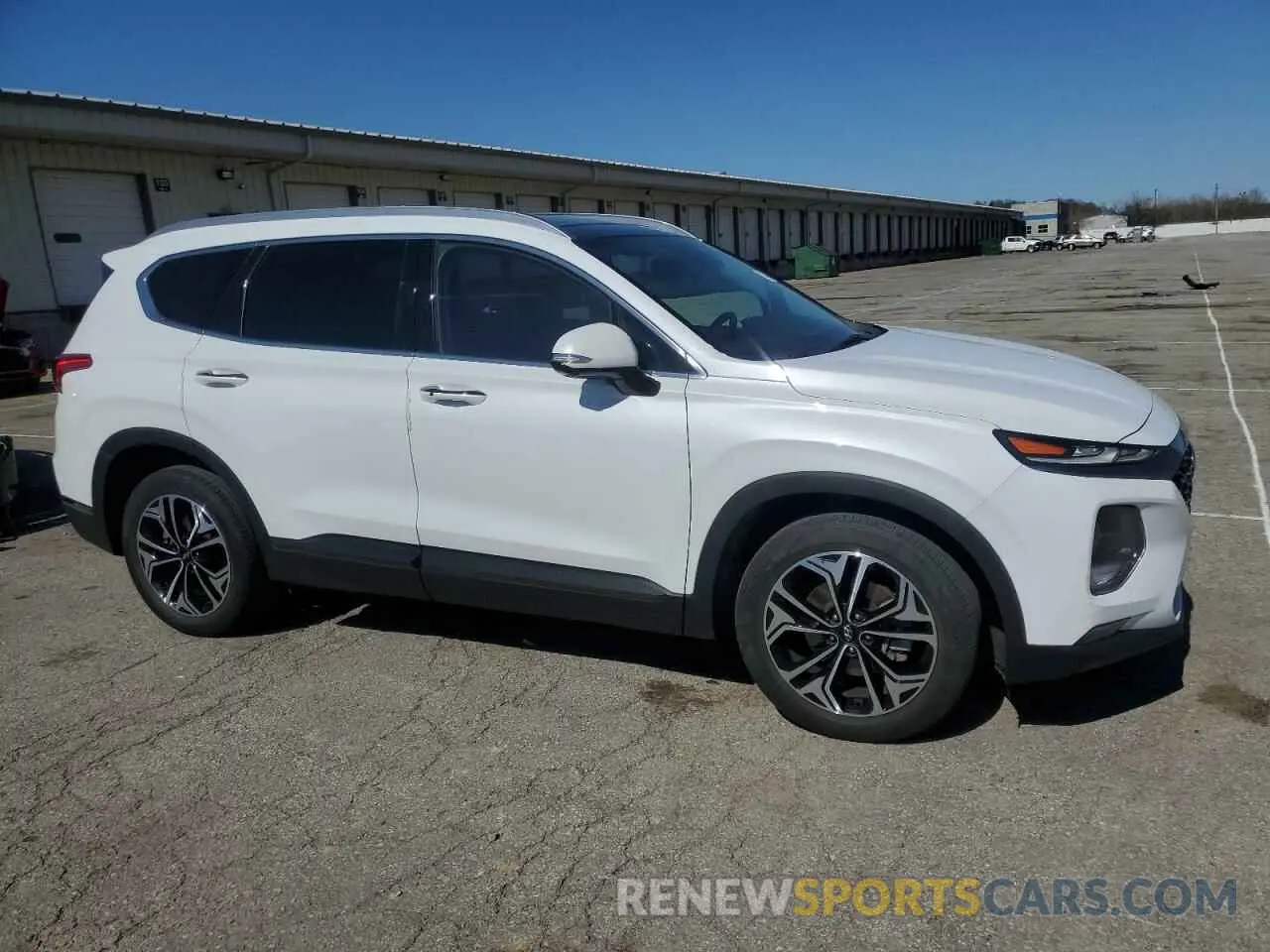 4 Photograph of a damaged car 5NMS5CAA2LH286523 HYUNDAI SANTA FE 2020